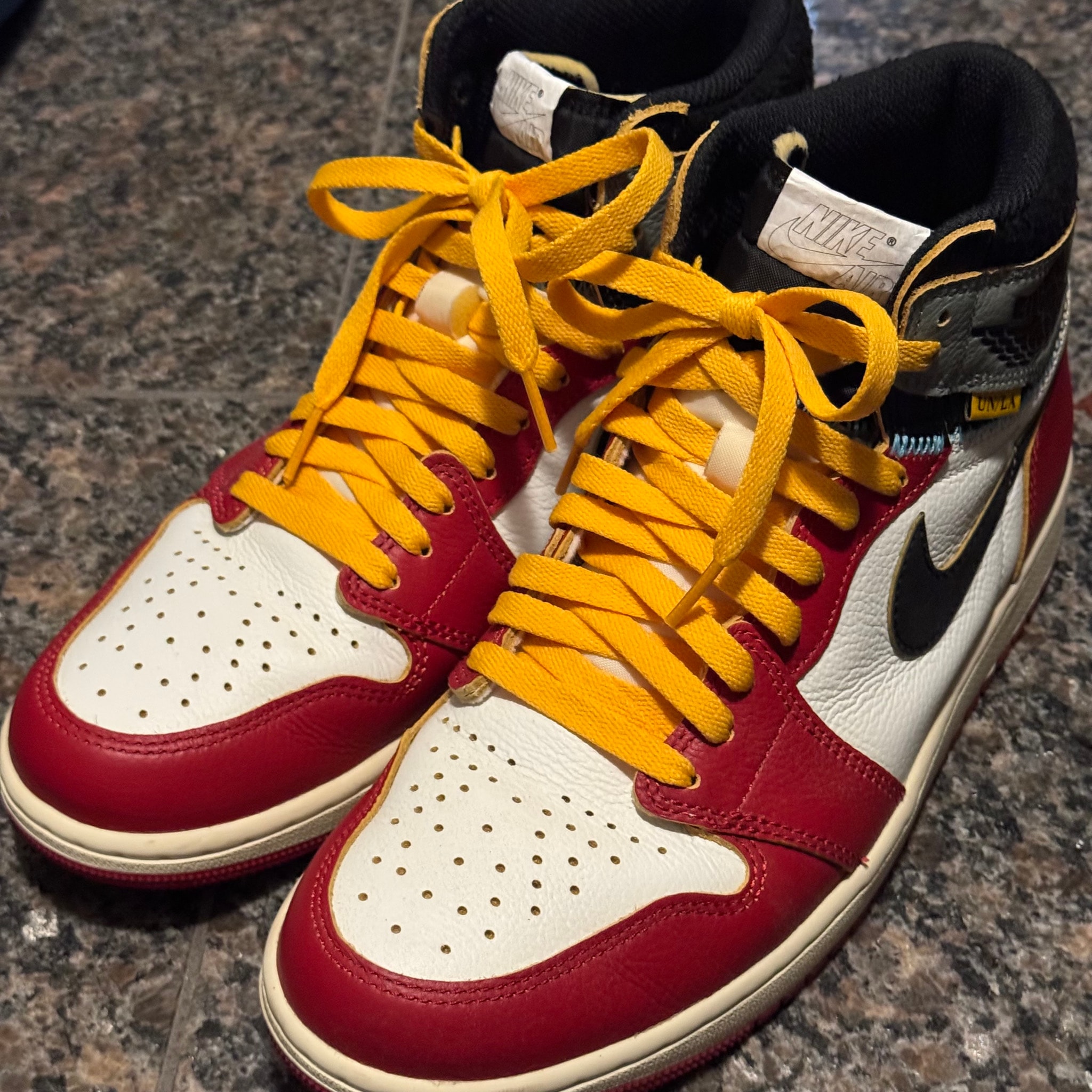 UNION × Nike Air Jordan 1 Retro High OG "Chicago/Shadow"