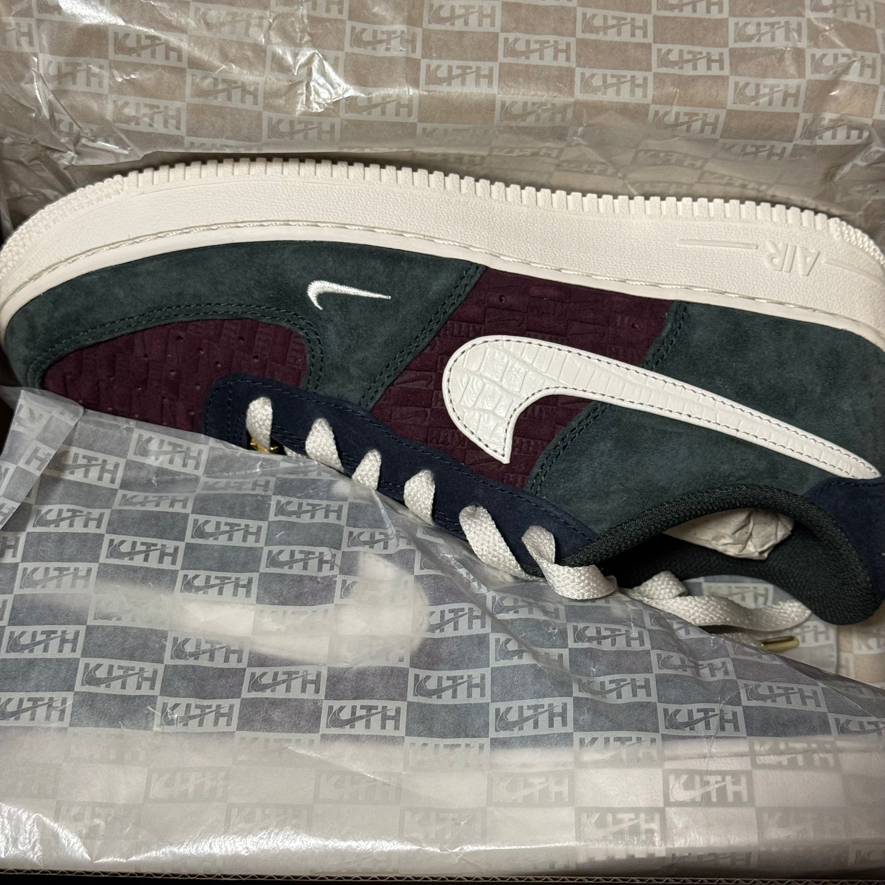 キス × ナイキ GS エアフォース1 ロー "ナイトマルーン" (キッズ)