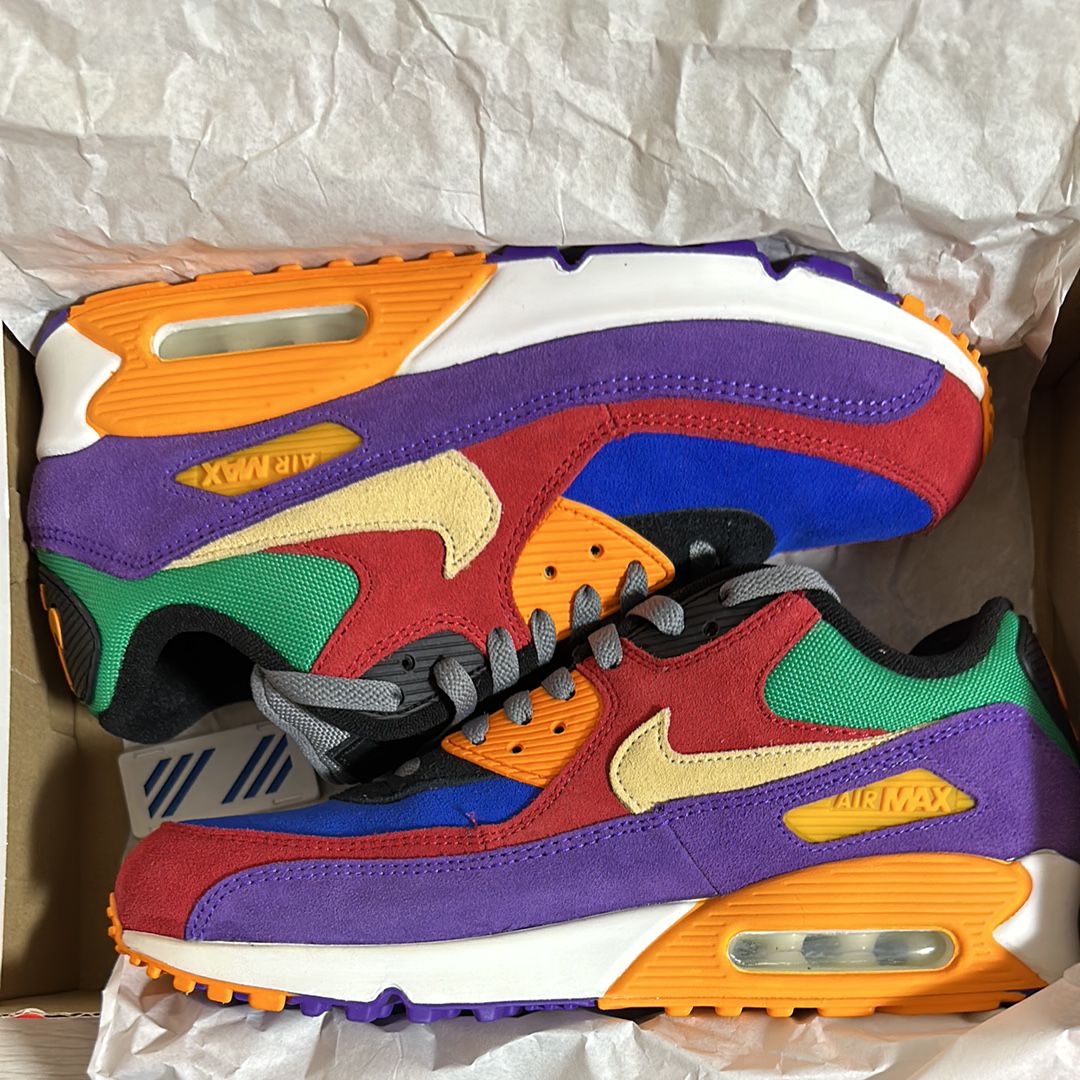 NIKE AIR MAX 90 "VIOTECH UNIVERSITYRED/PALE VANILLA/HYPER GRAPE"