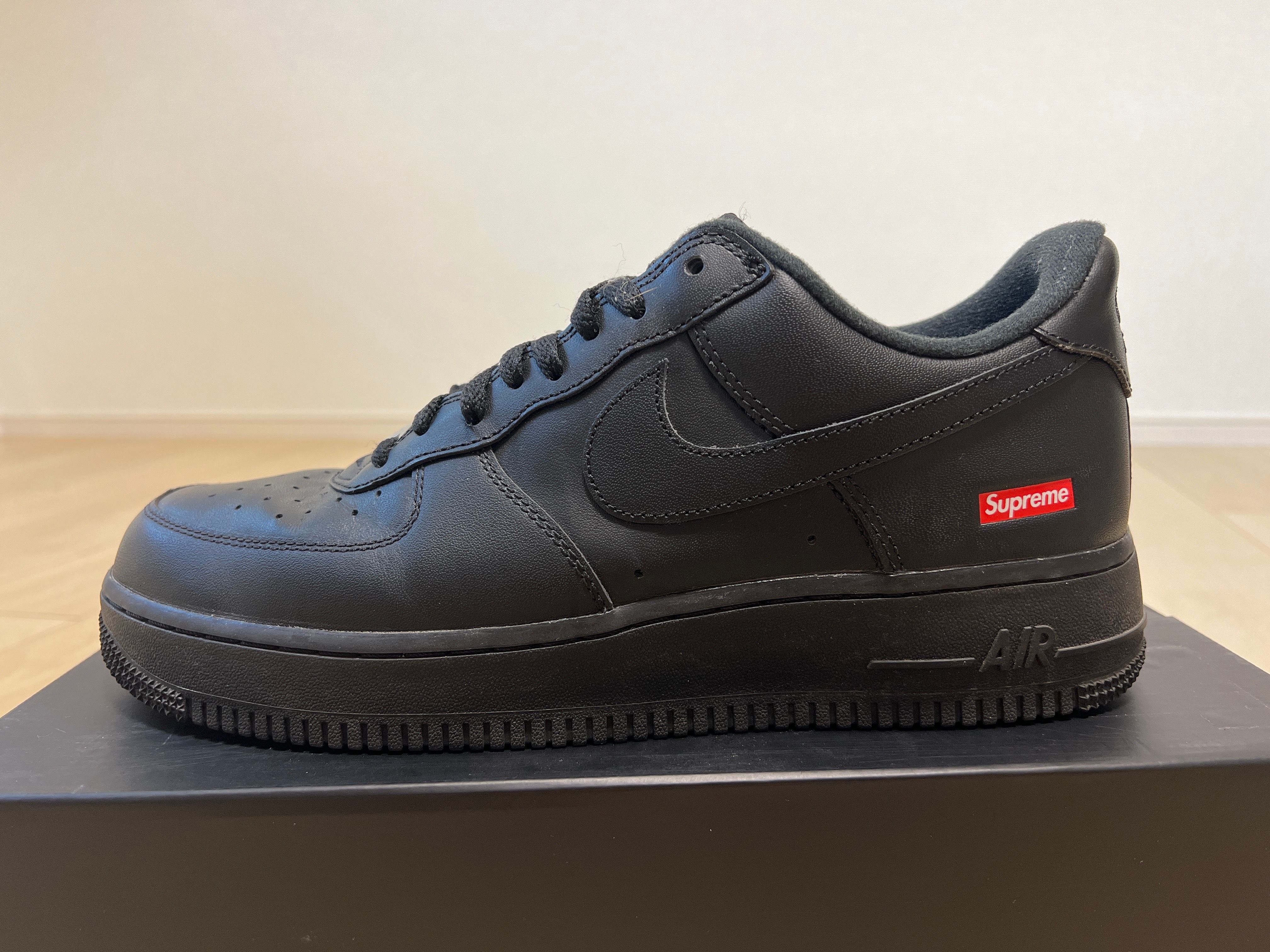 Supreme × Nike Air Force 1 Low "Black"
