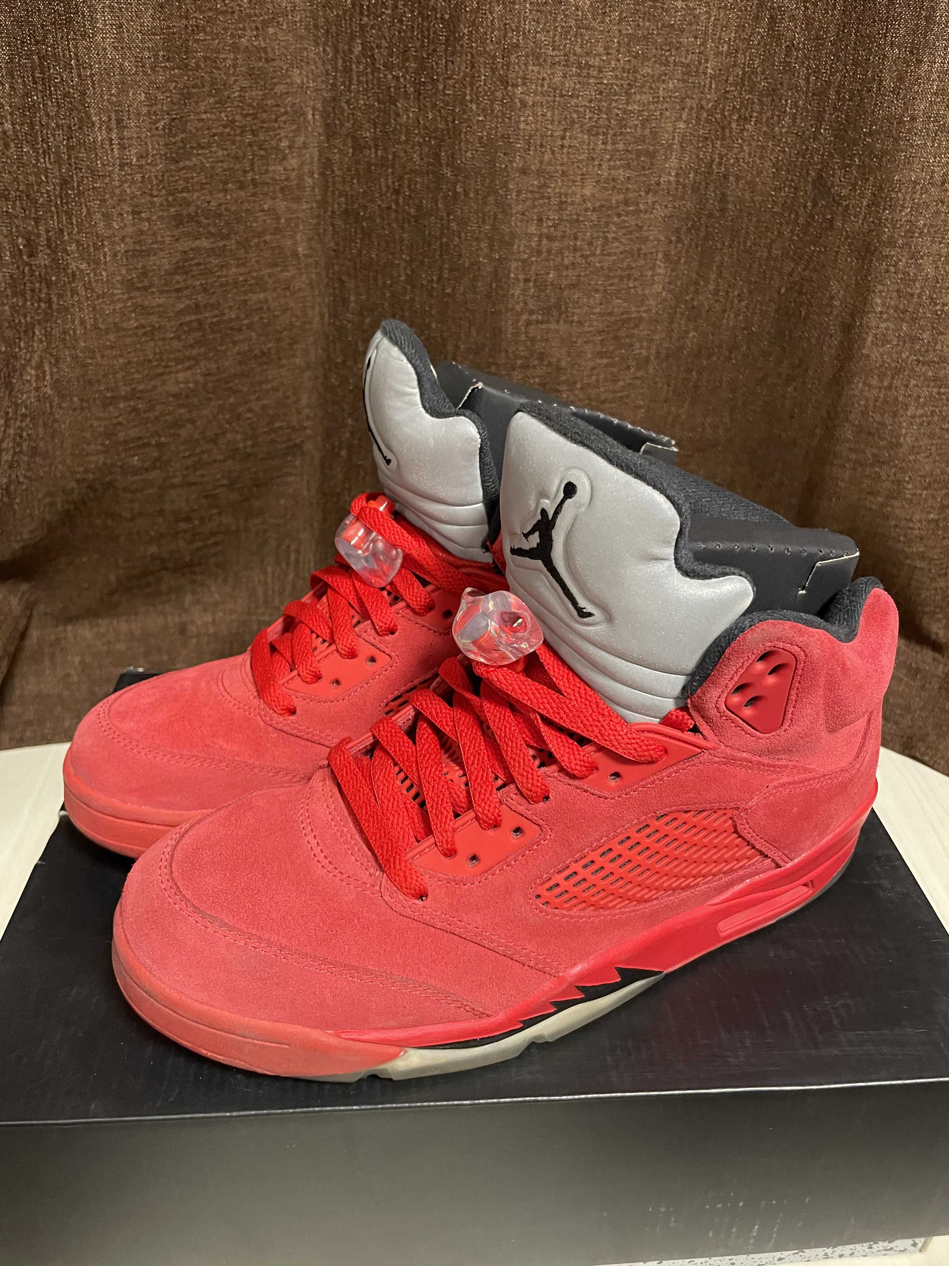 Nike Air Jordan 5 Ratro "Red Suede"