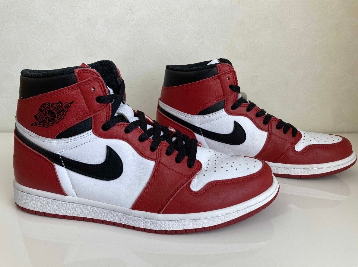 ナイキ エアジョーダン1 レトロ ハイ "シカゴ" (2015)