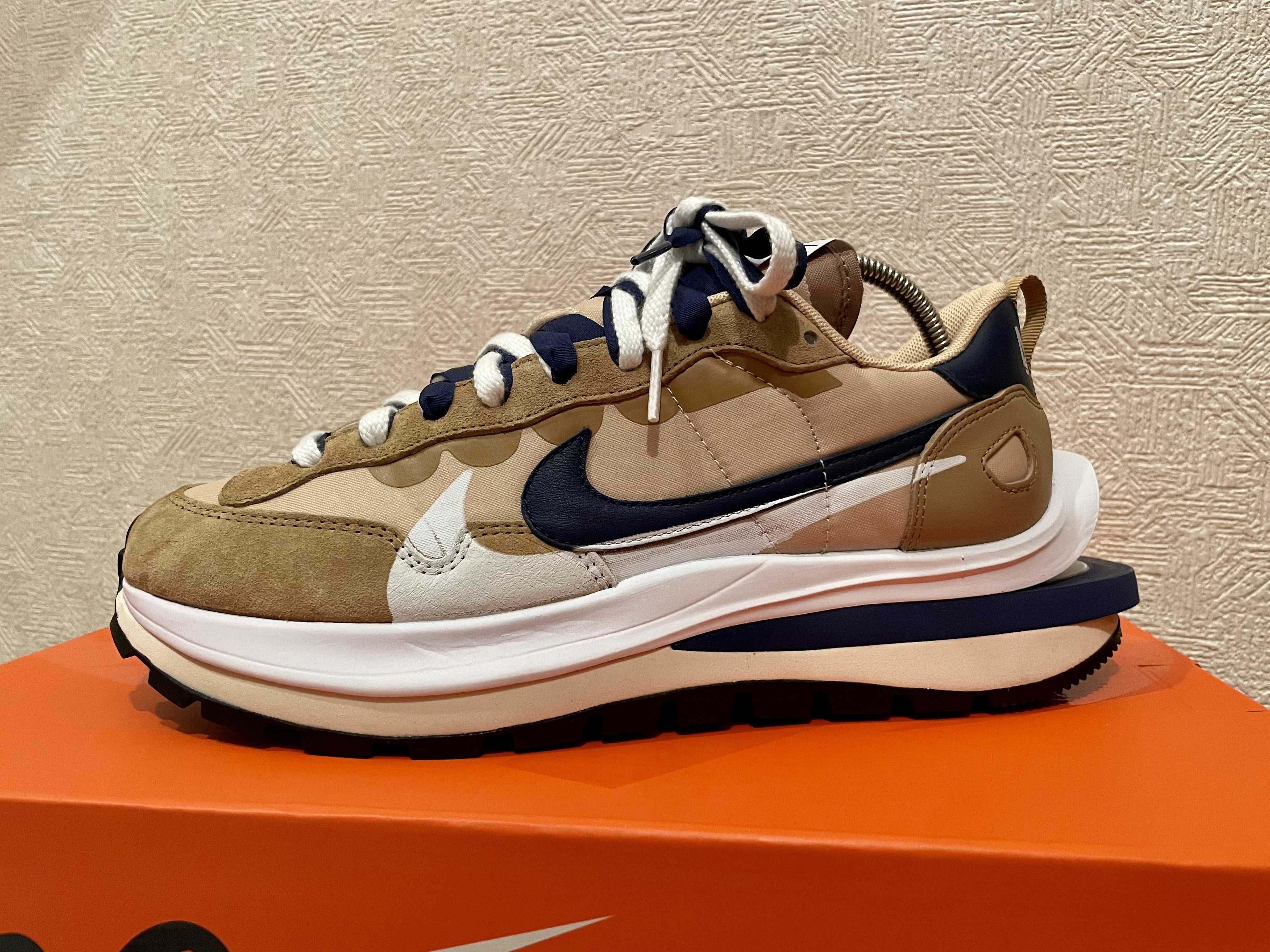 Sacai × Nike Vapor Waffle "Sesame And Blue Void"