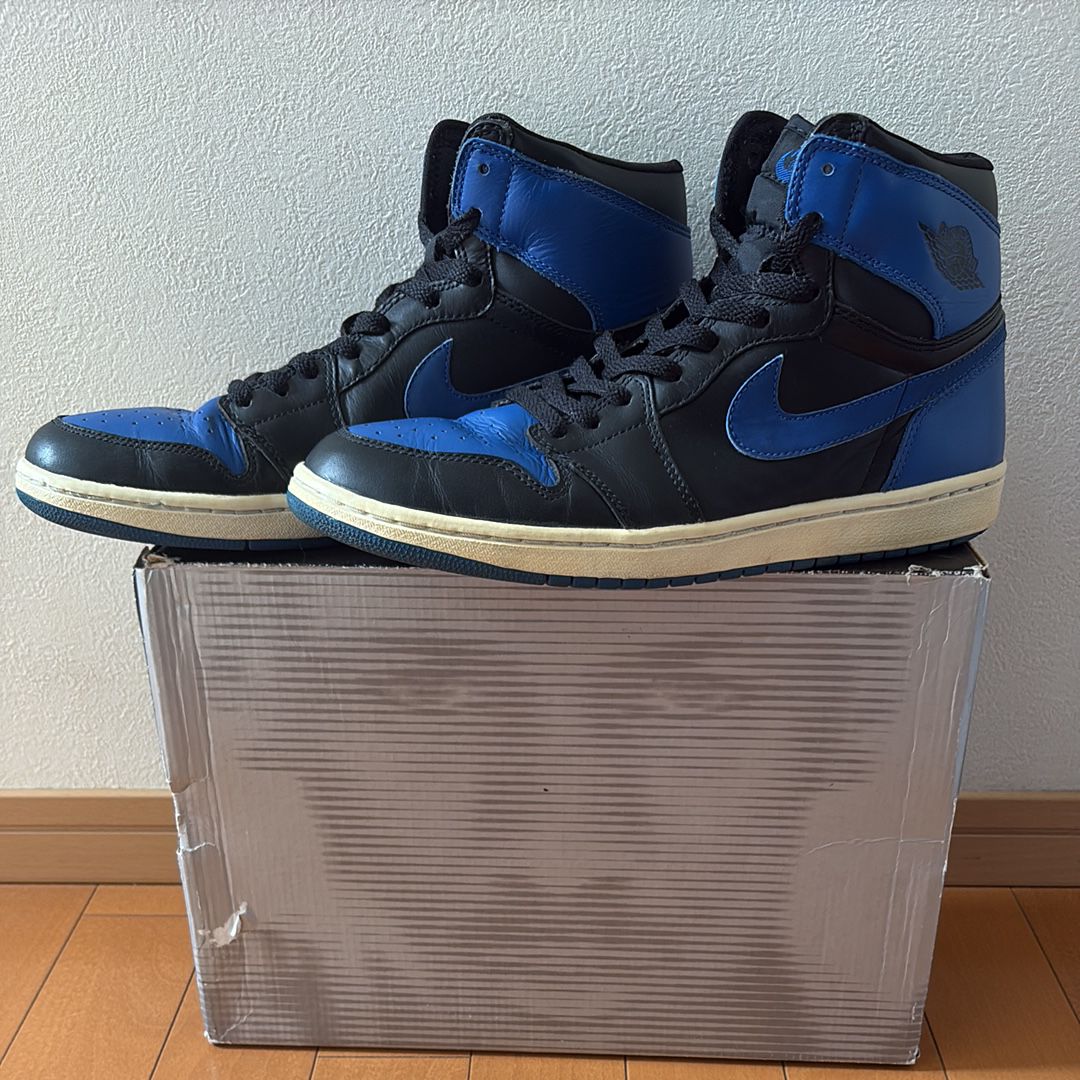 エア ジョーダン1 ロイヤル　2001 Jordan 1 Retro 'Royal' 2001 - Air Jordan - 136066 041