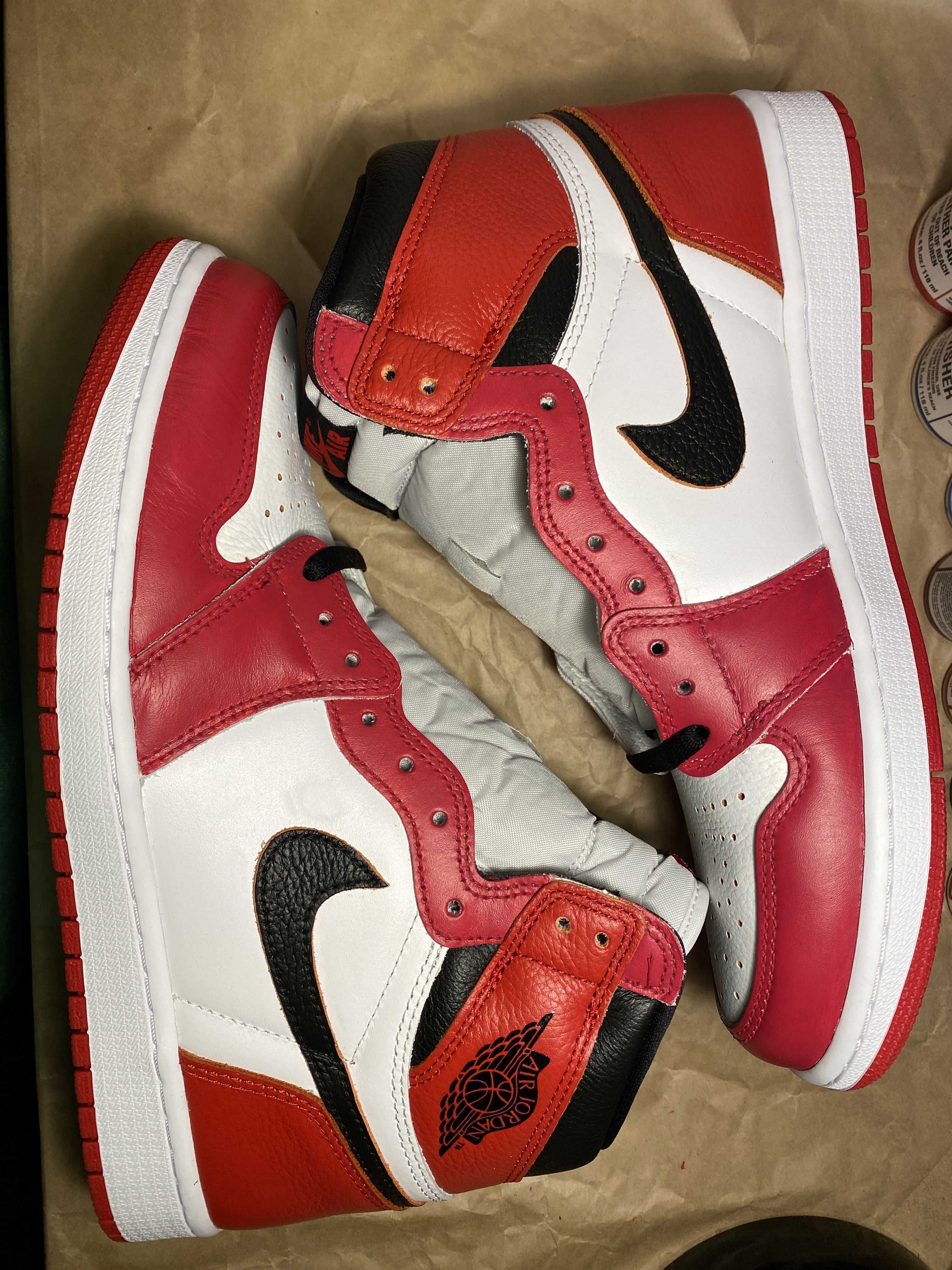 Nike Air Jordan 1 High OG "Heritage" 