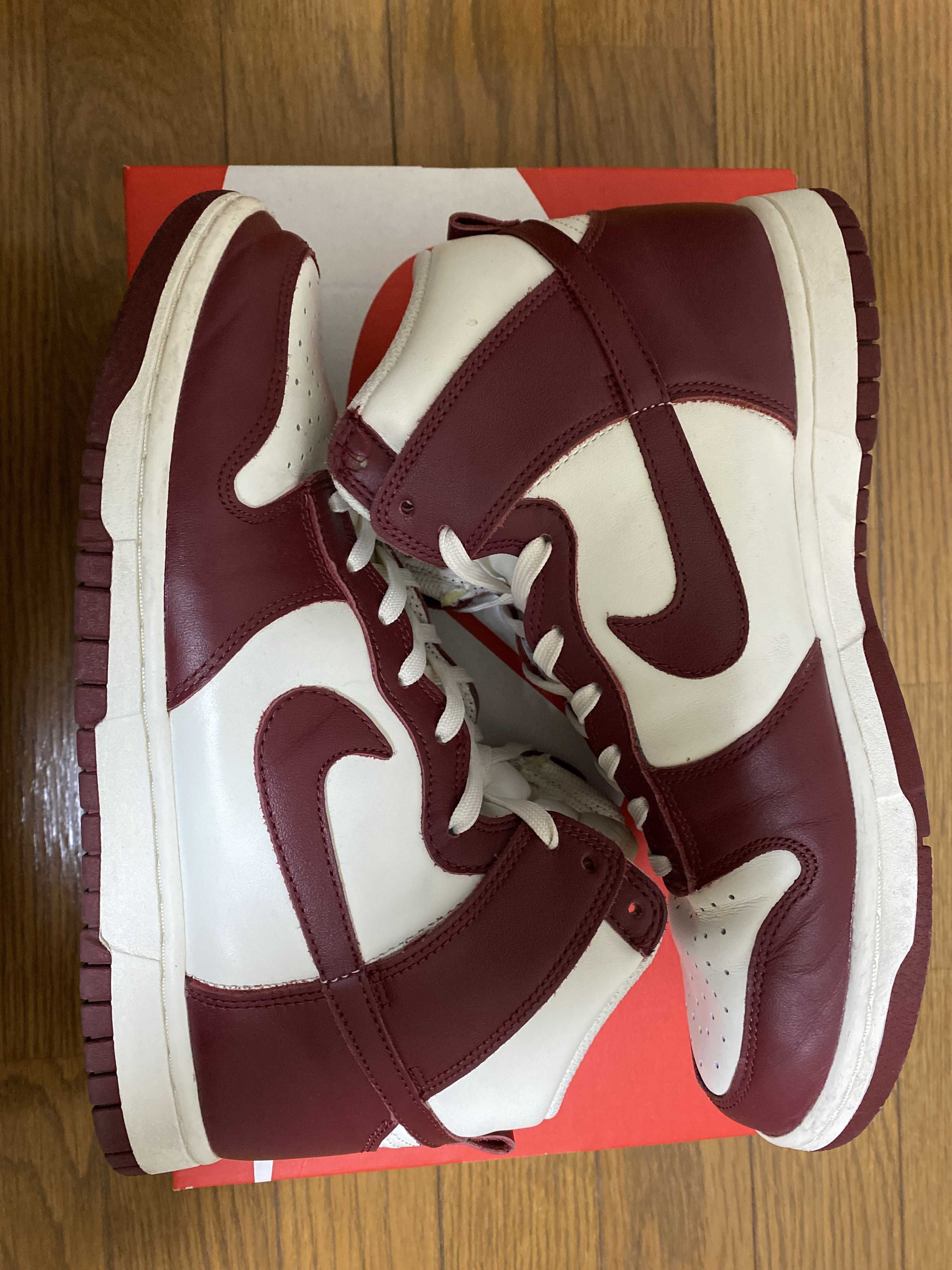 NIKE Women's DUNK HIGH "TEAM RED"