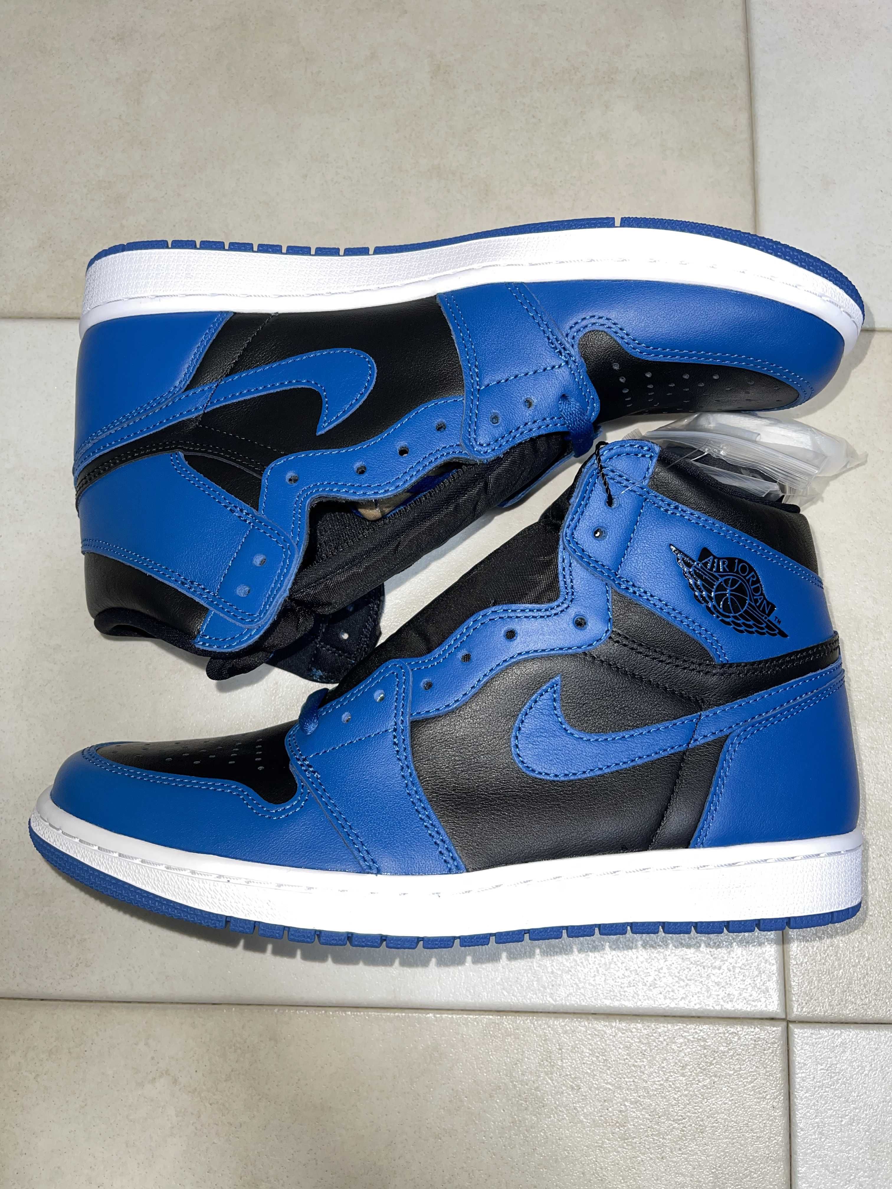 Nike Air Jordan 1 Retro High OG "Dark Marina Blue"