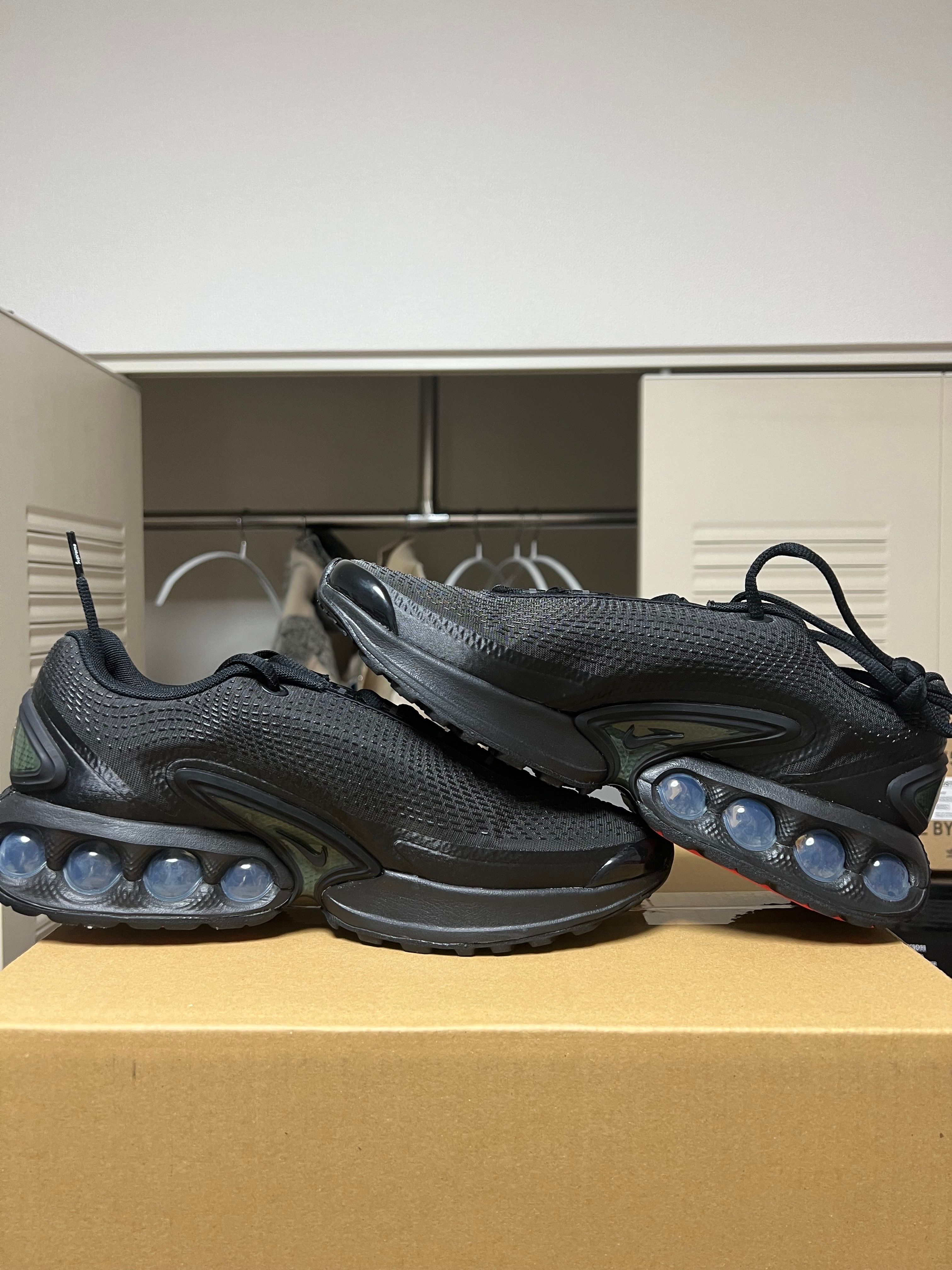 Supreme × Nike Air Max DN "Black/Galactic Jade"