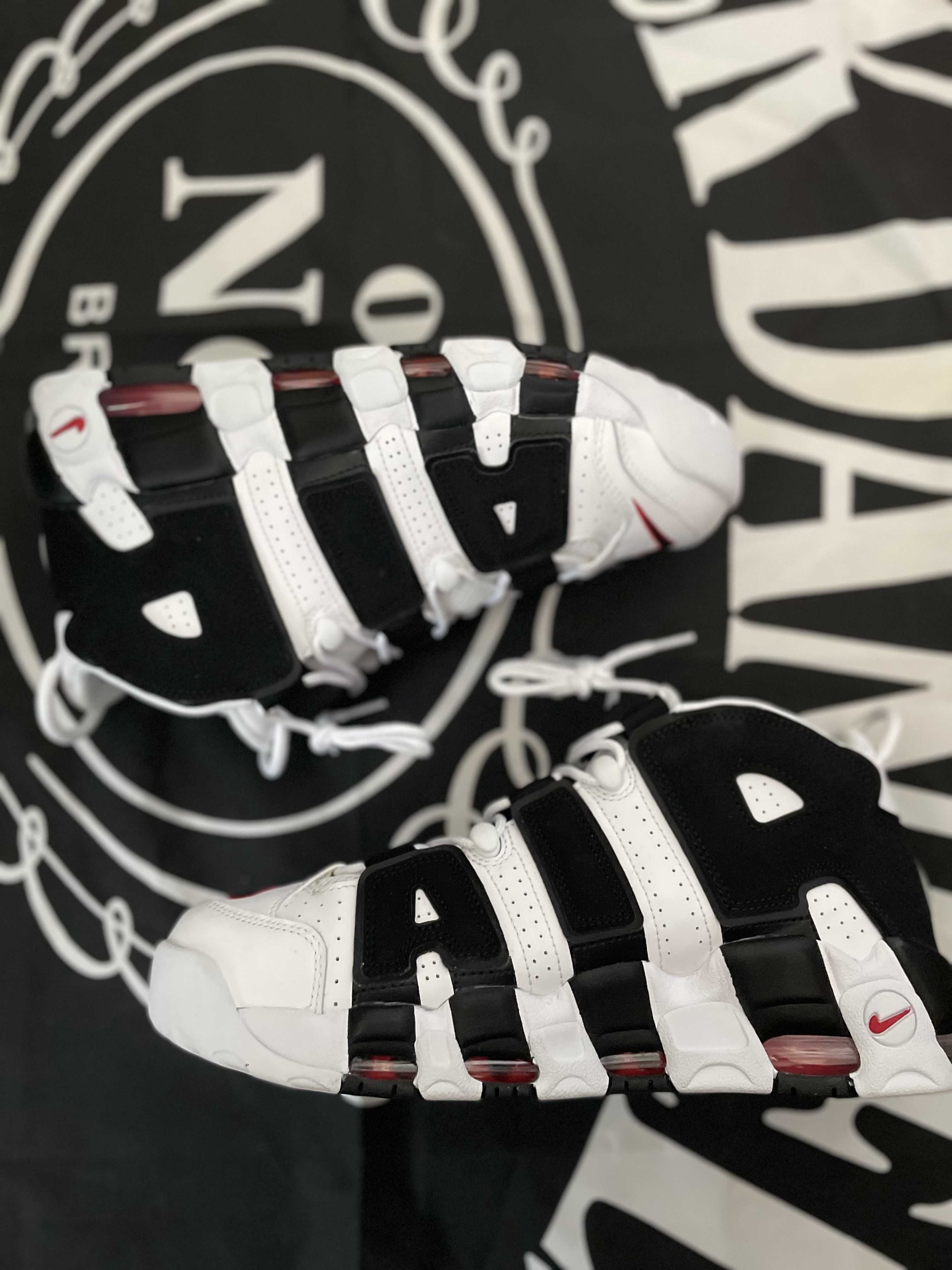 NIKE AIR MORE UPTEMPO "WHITE/BLACK/UNIVERSITY RED"(2020)