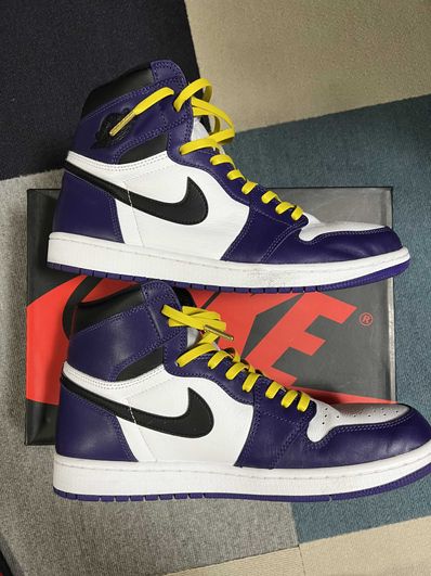 Nike Air Jordan 1 Retro High OG "Court Purple White/Black" (2020)