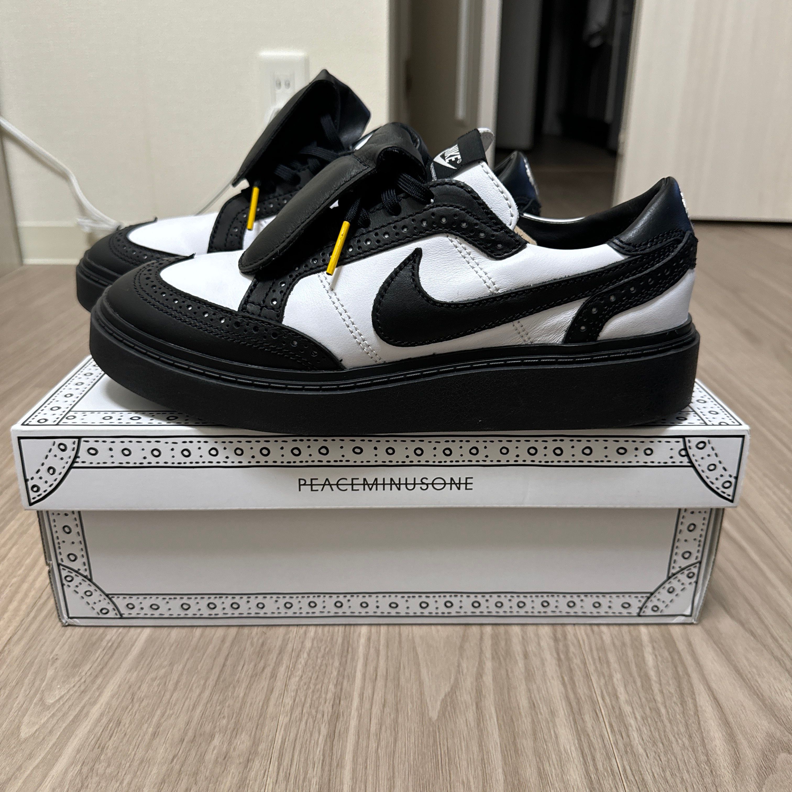 PEACEMINUSONE × Nike Kwondo 1 "Black and White" / G-DRAGON