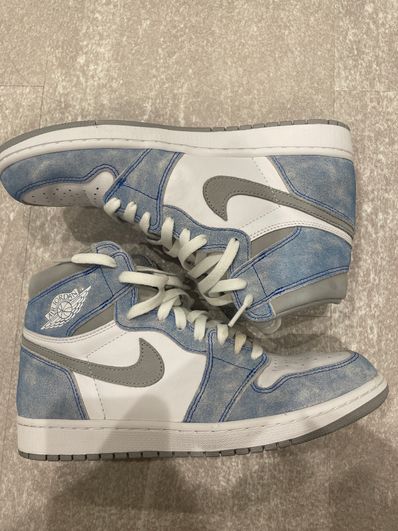 Nike Air Jordan 1 High OG "Hyper Royal"