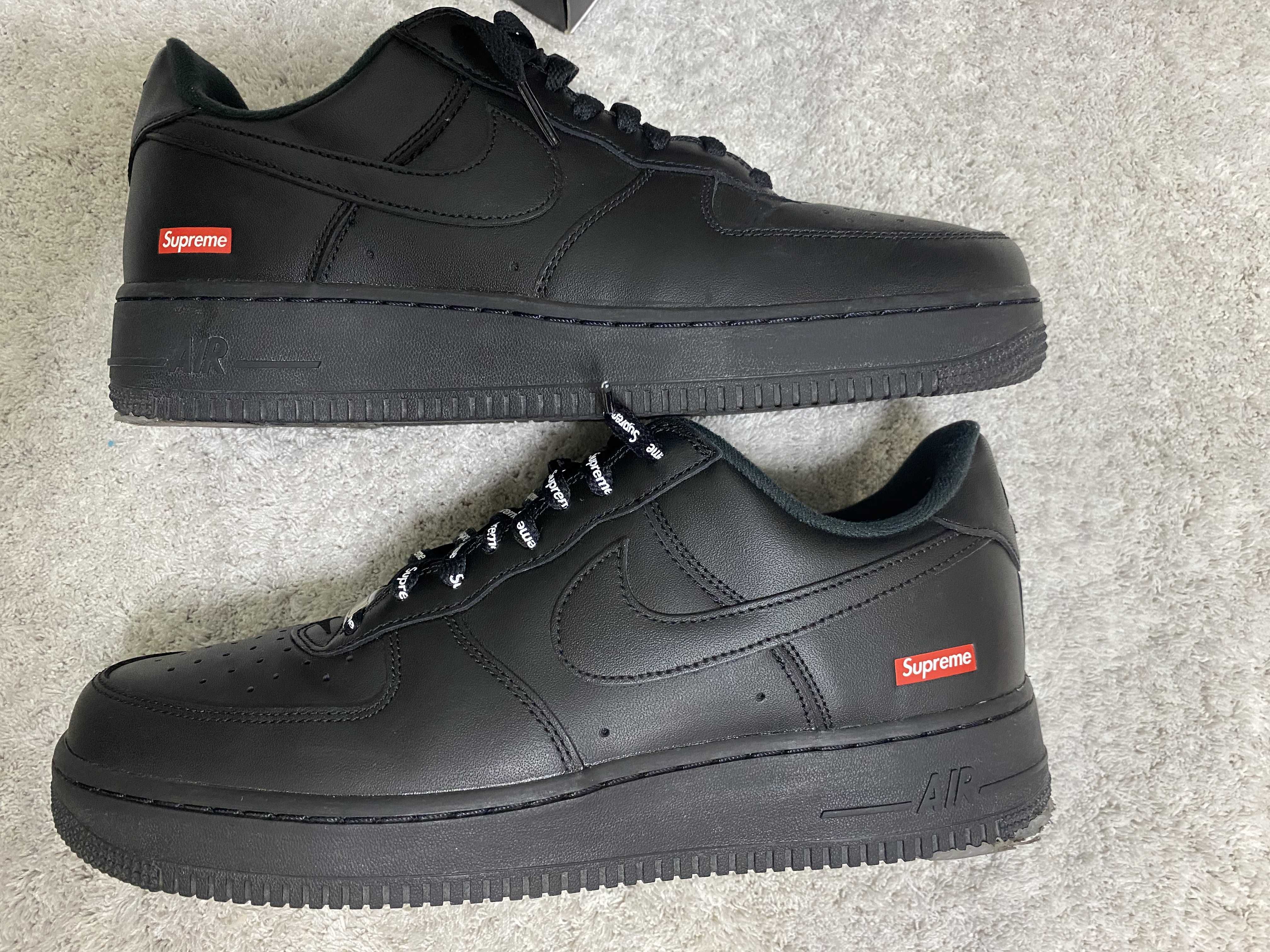 Supreme × Nike Air Force 1 Low "Black"