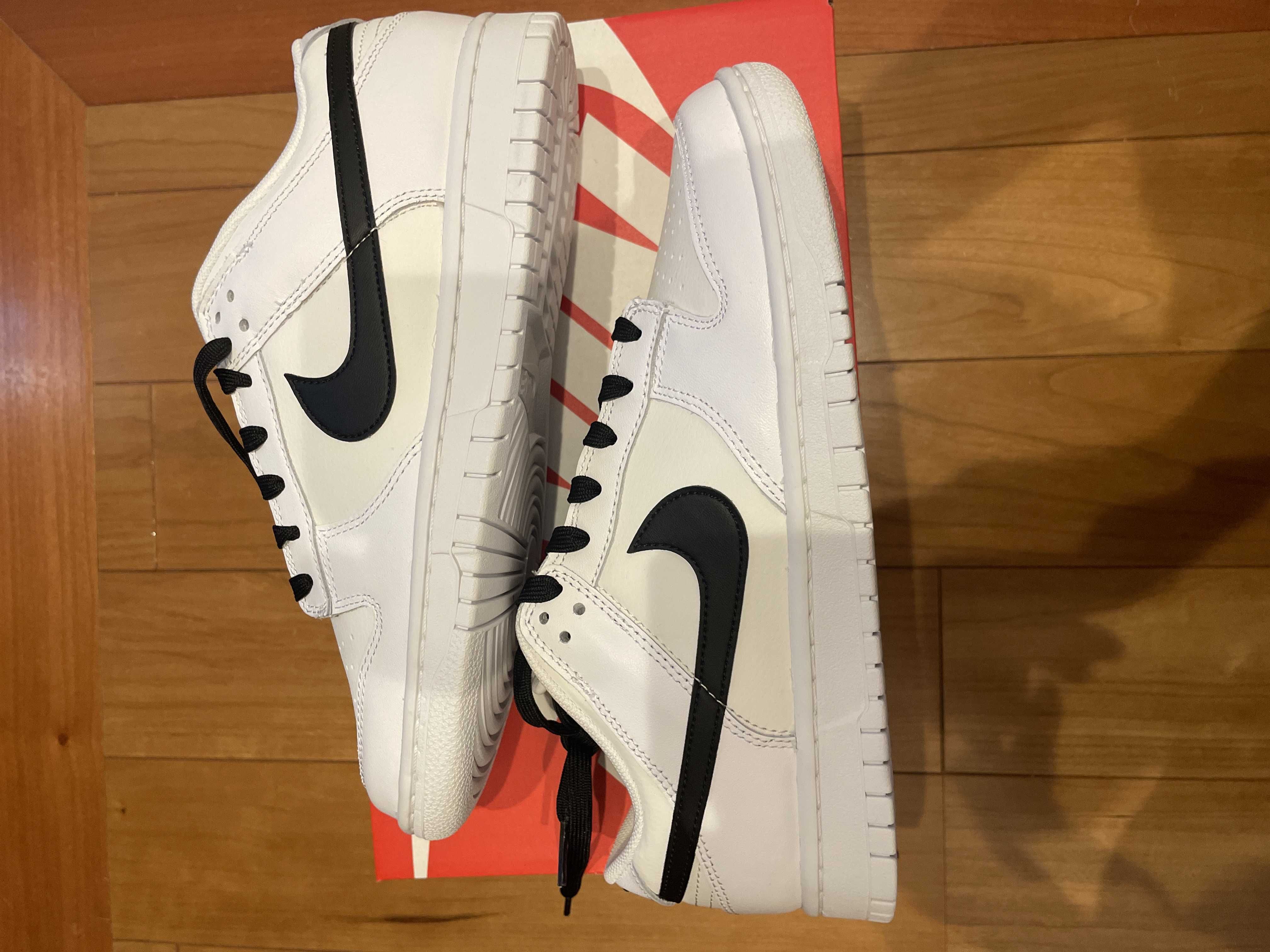 Nike Dunk Low "Black/White"