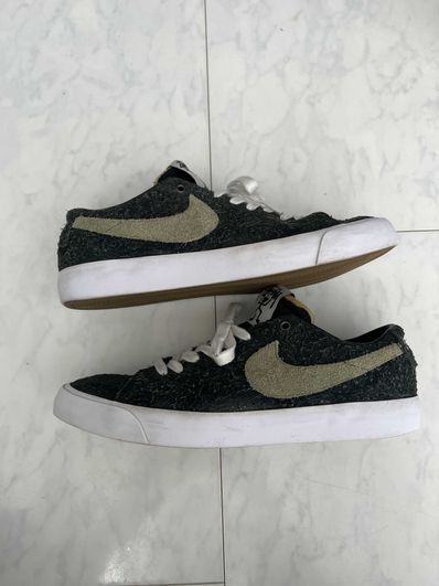Stussy × Nike SB Blazer Low "Black/Palm Green"