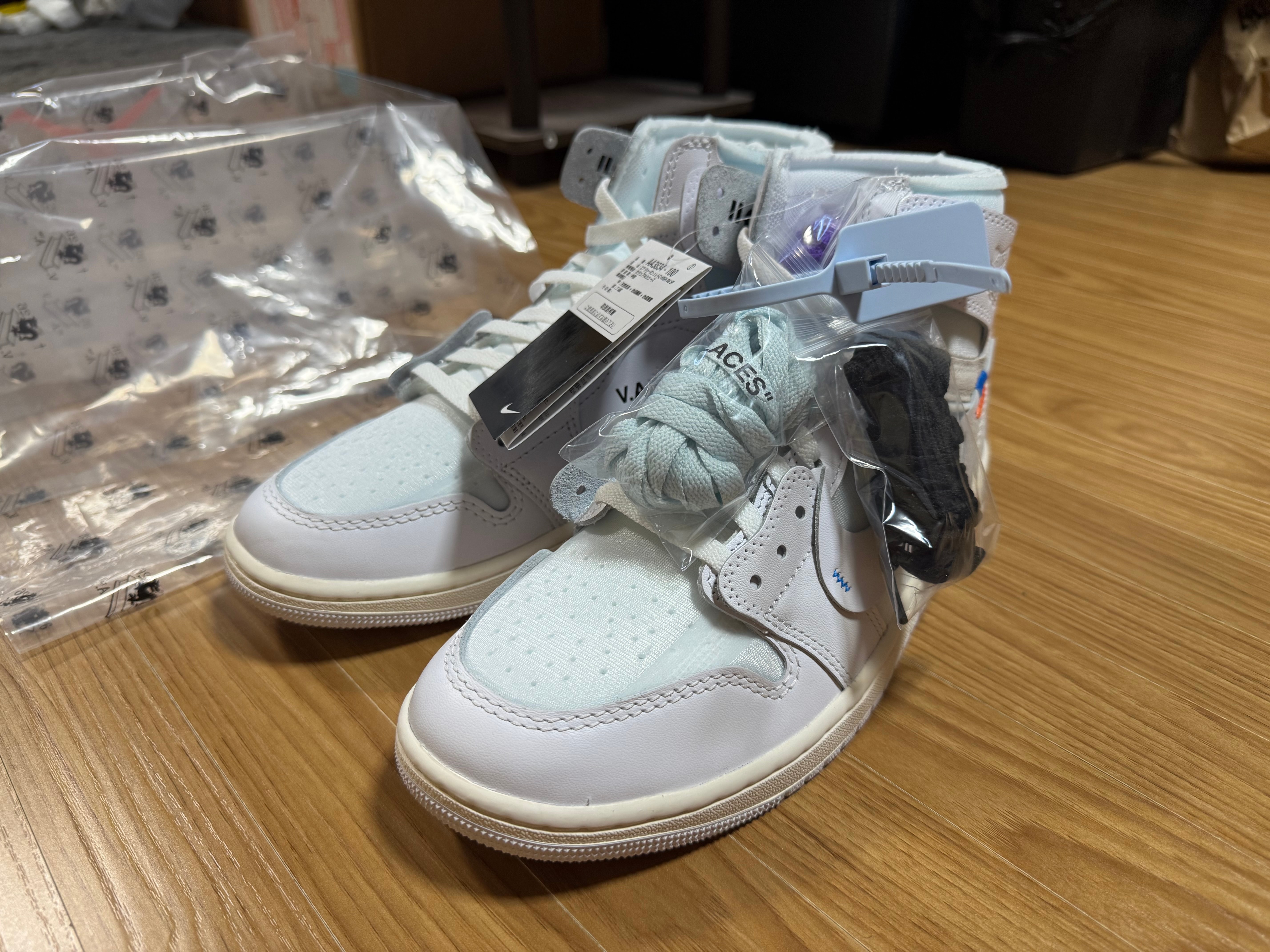 Virgil Abloh Archive (V.A.A.) × Nike Air Jordan 1 Retro High OG "Alaska"