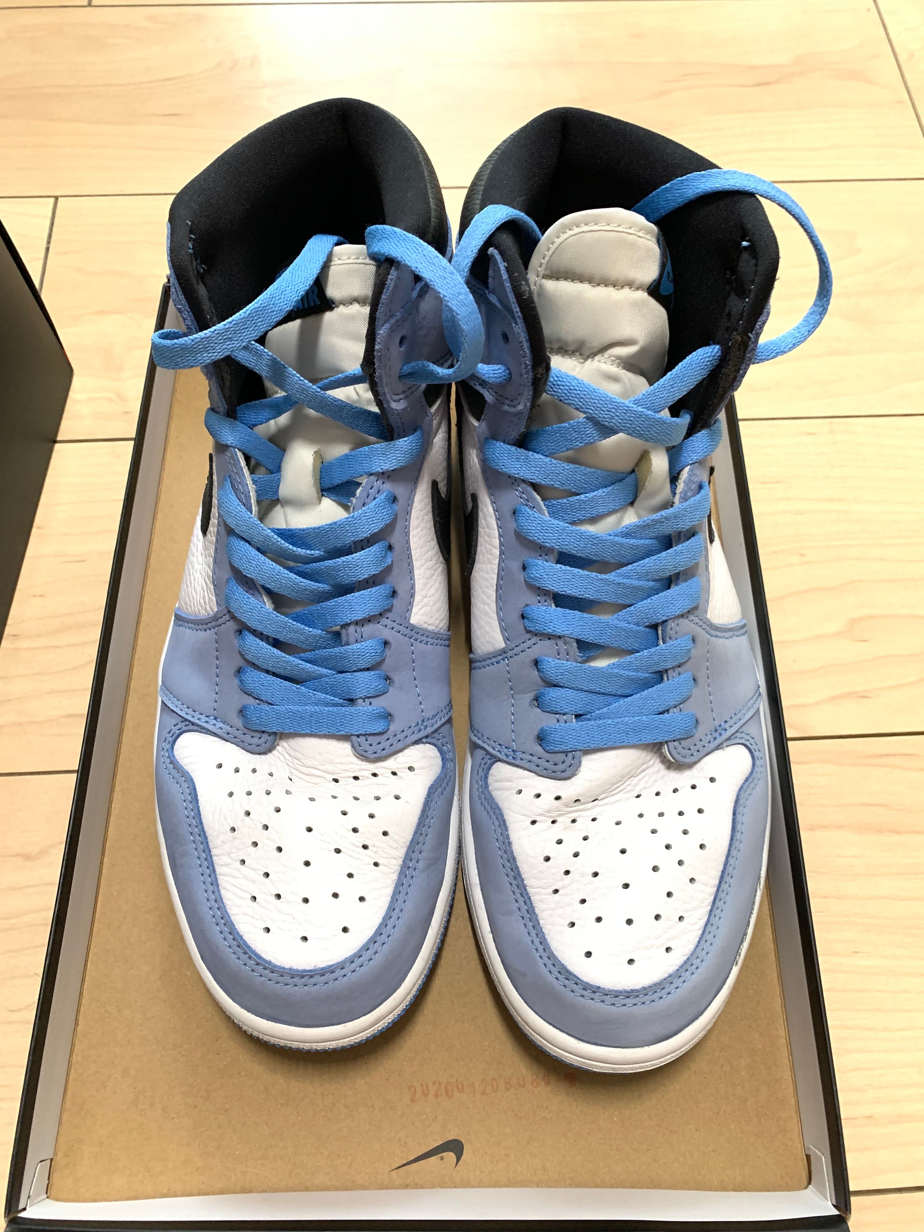 Nike Air Jordan 1 High OG "University Blue"