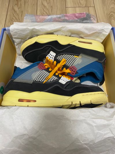 UNION × NIKE AIR JORDAN 4 "OFF NOIR"