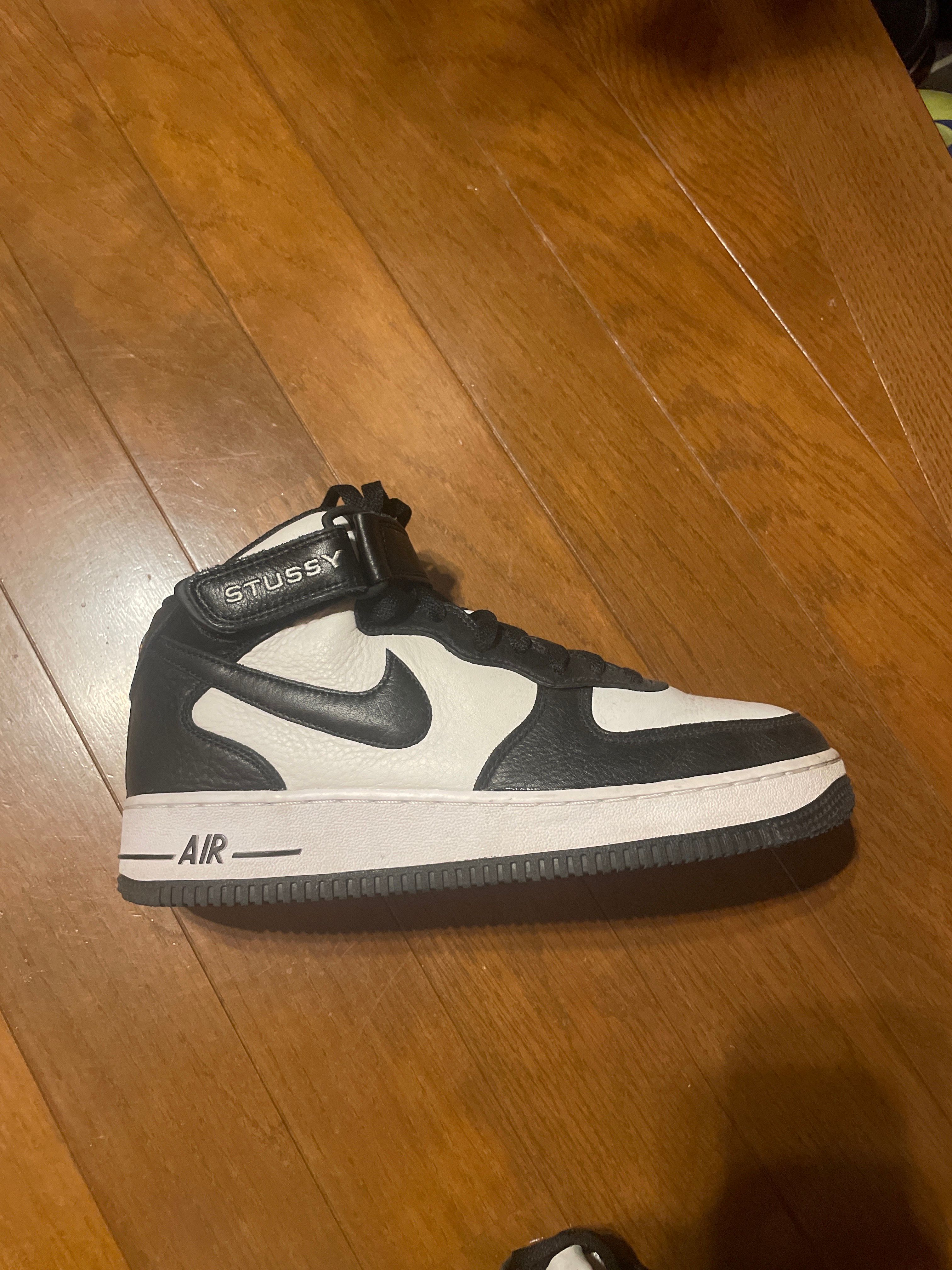 Stussy × Nike Air Force 1 Mid "Black and Light Bone"