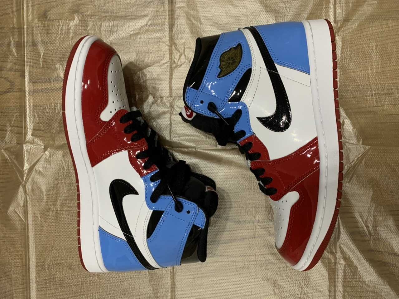 Nike Air Jordan 1 High OG "Fearless"