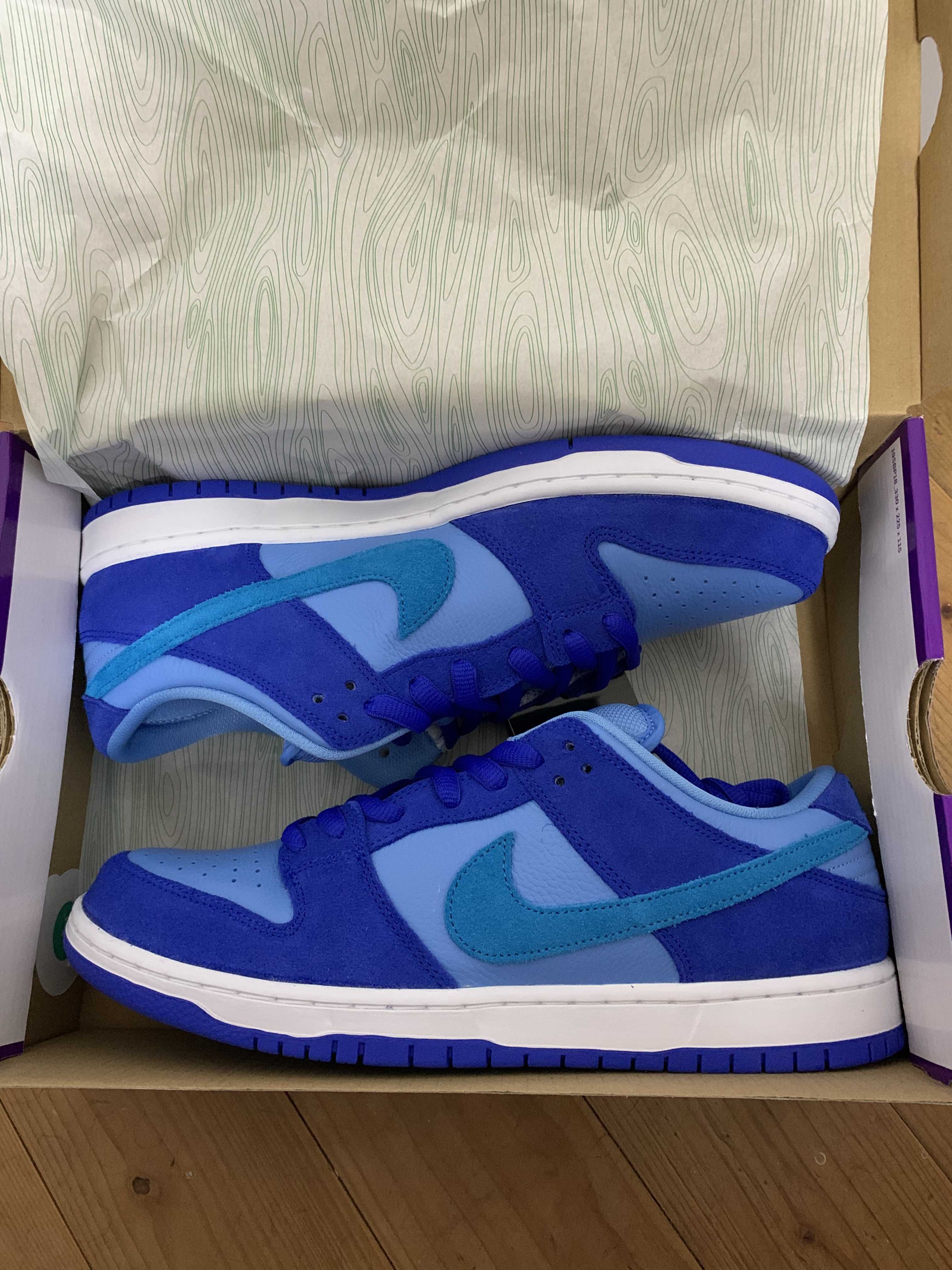 Nike SB Dunk Low "Blue Raspberry"