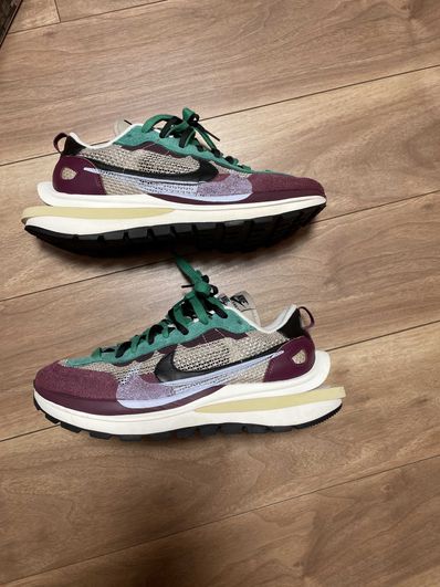 sacai × Nike Vapor Waffle "String/Red/Green"