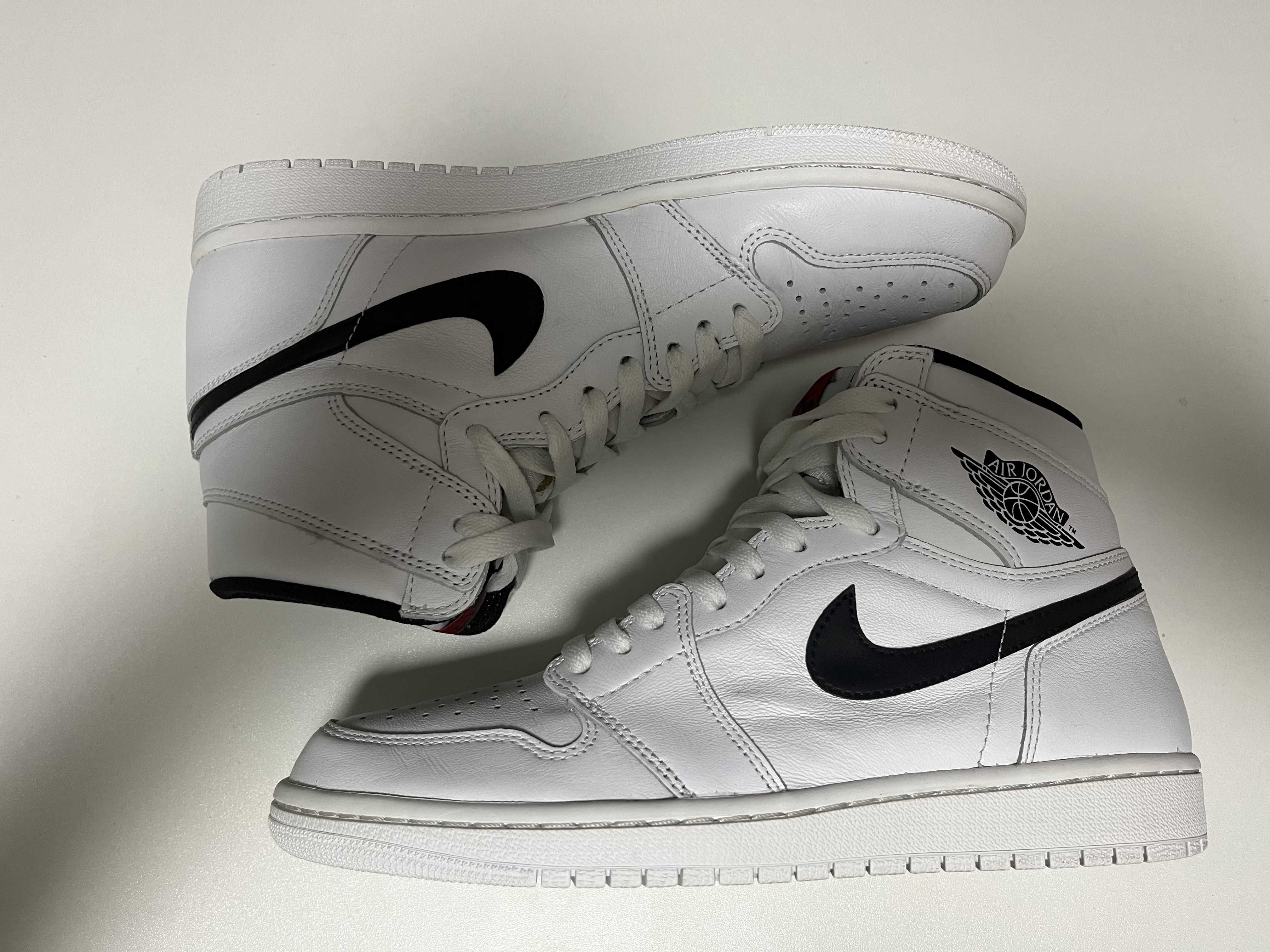 Nike Air Jordan 1 Retro High "Yin Yang White"