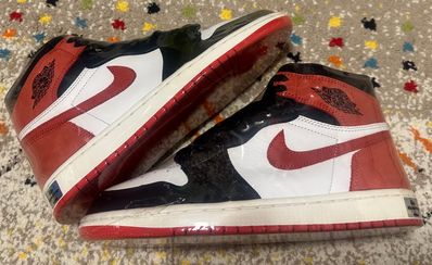NIKE AIR JORDAN 1 RETRO HIGH "TRACK RED"
