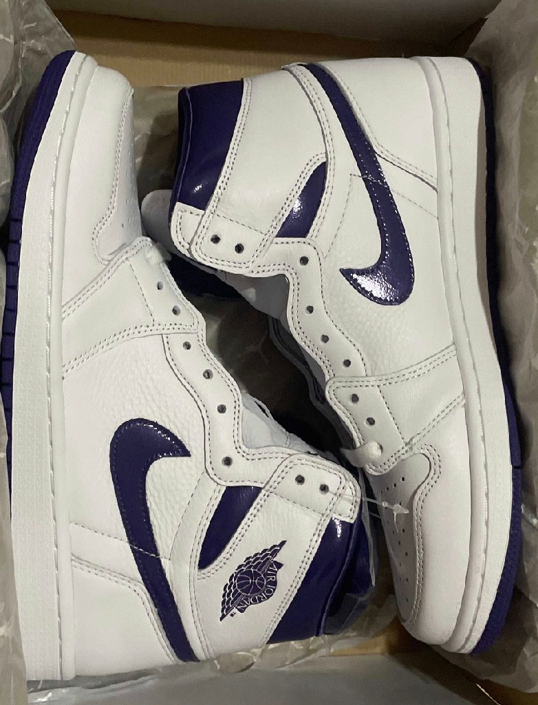 Nike Women's Air Jordan 1 High OG "Court Purple"