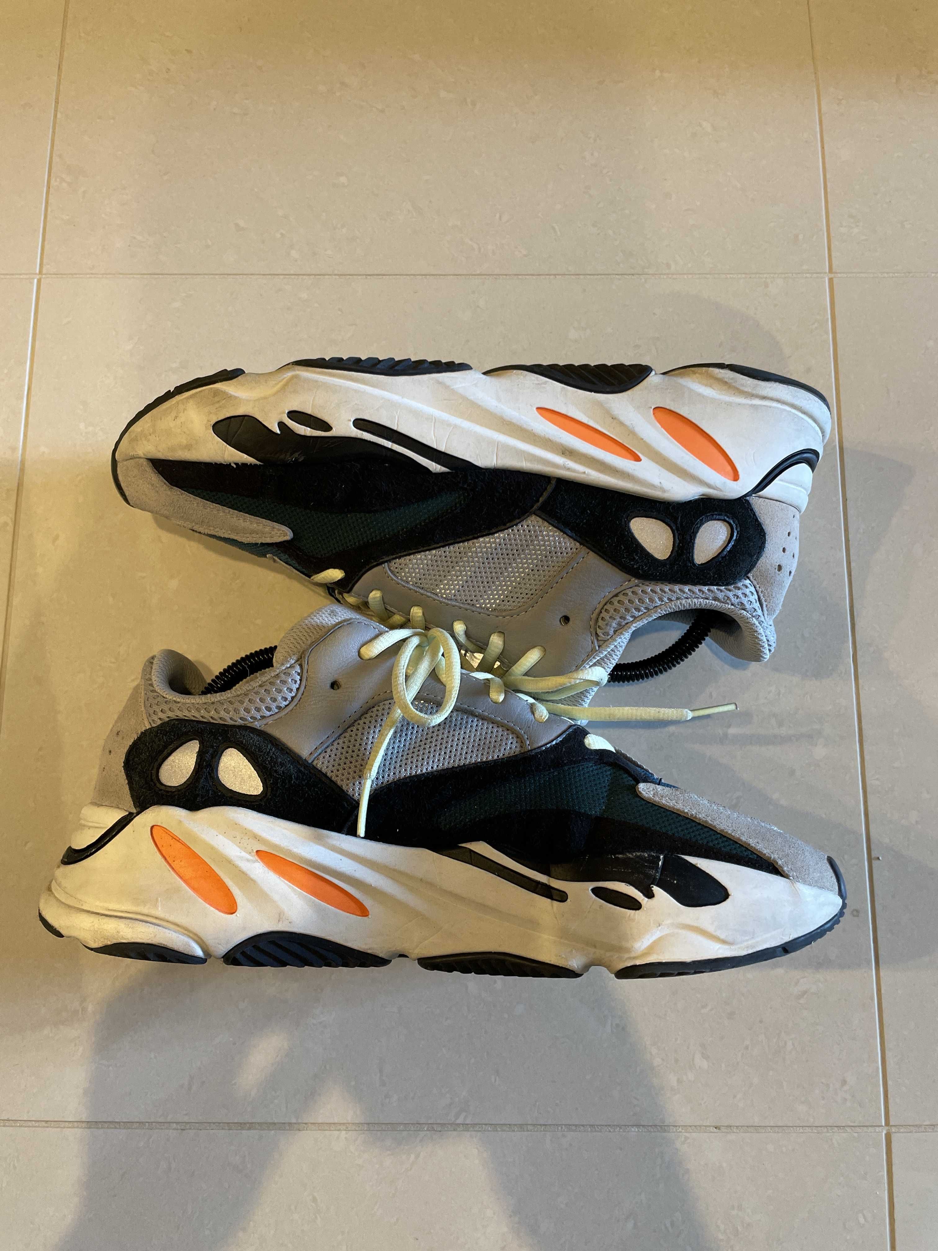 adidas YEEZY Boost 700 "Wave Runner"