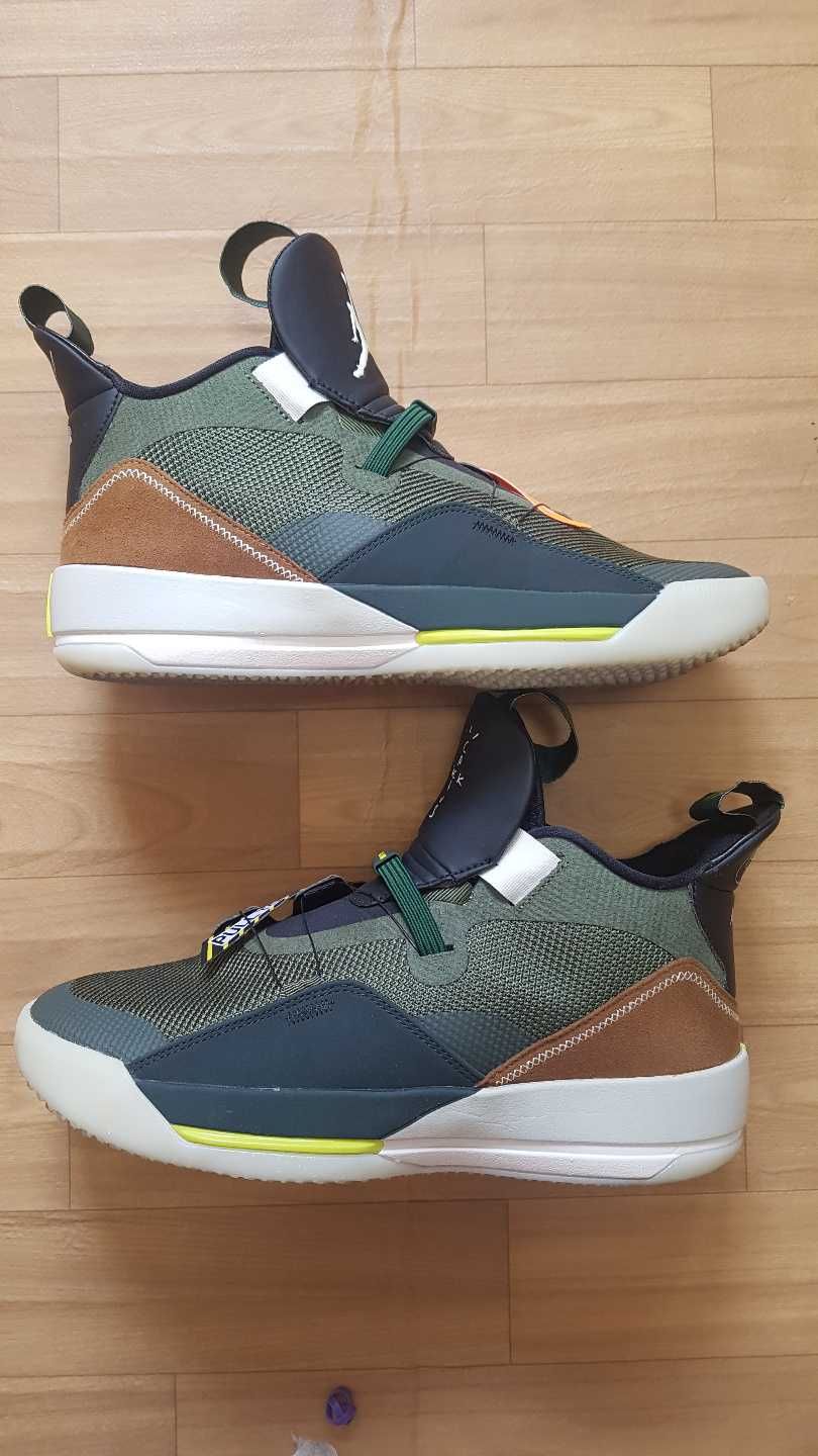 Travis Scott × Nike Air Jordan 33 NRG "Cactus Jack"