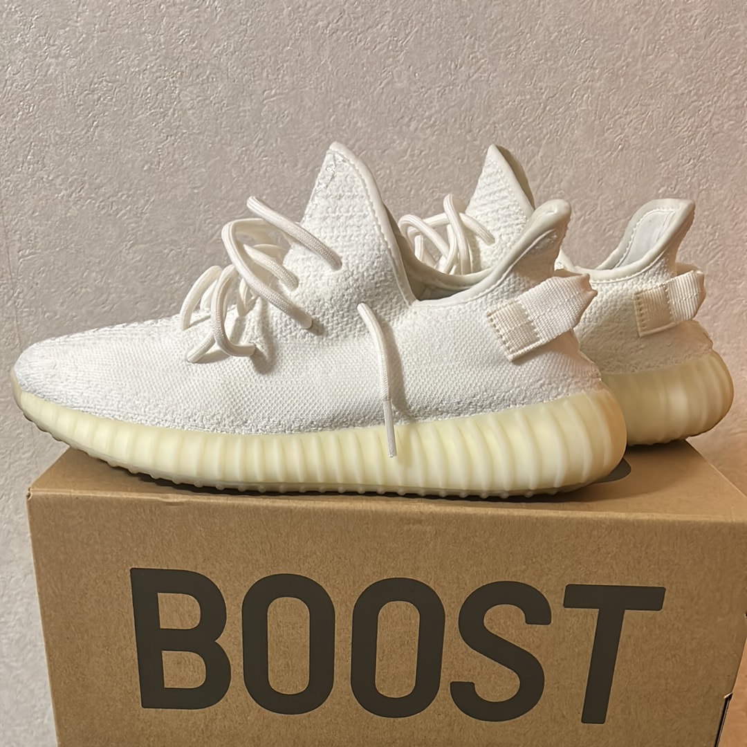 アディダス イージーブースト350V2 "クリーム ホワイト"