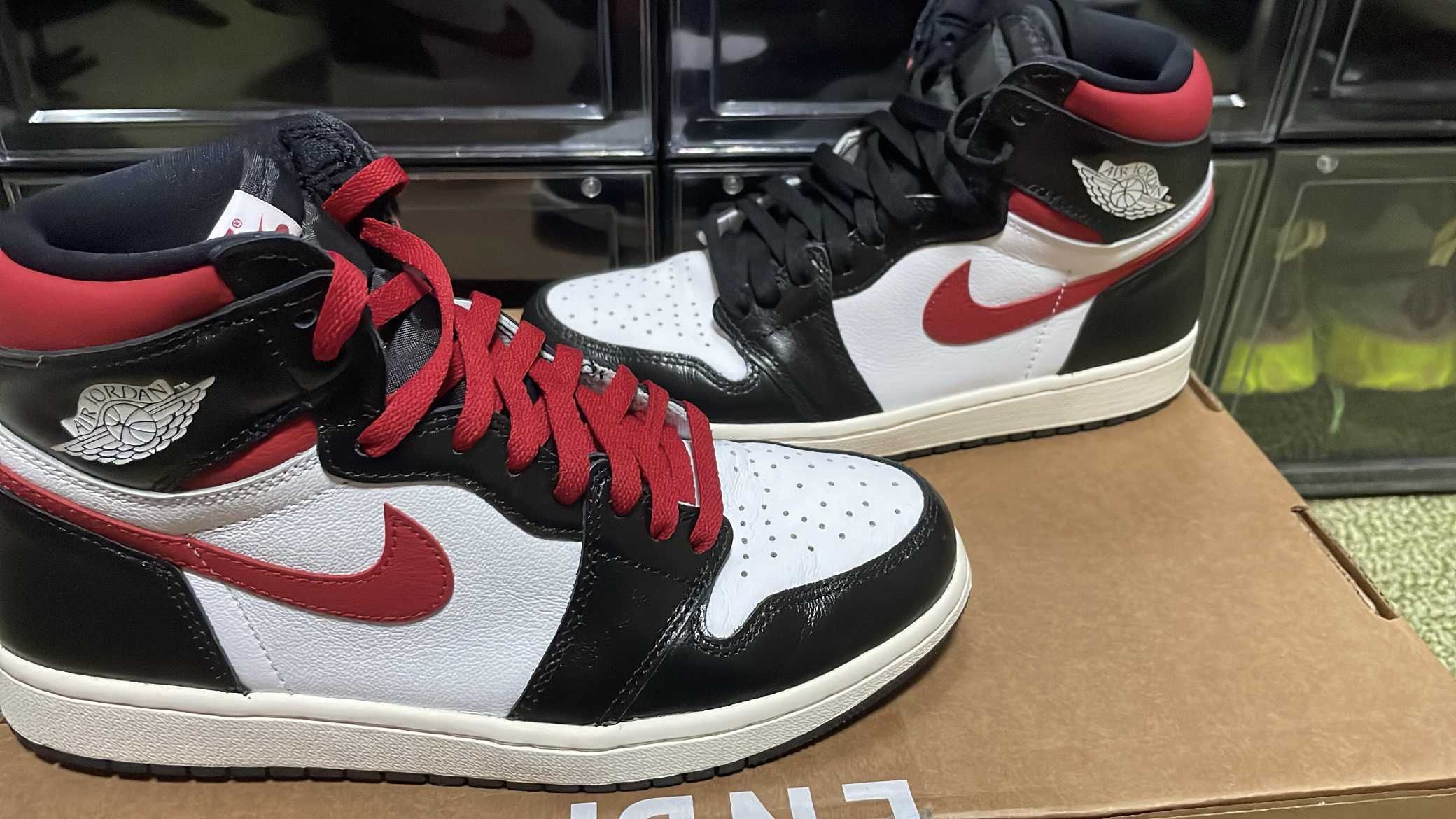 Nike Air Jordan 1 Retro High "Black/White/Sail/Gym Red"    