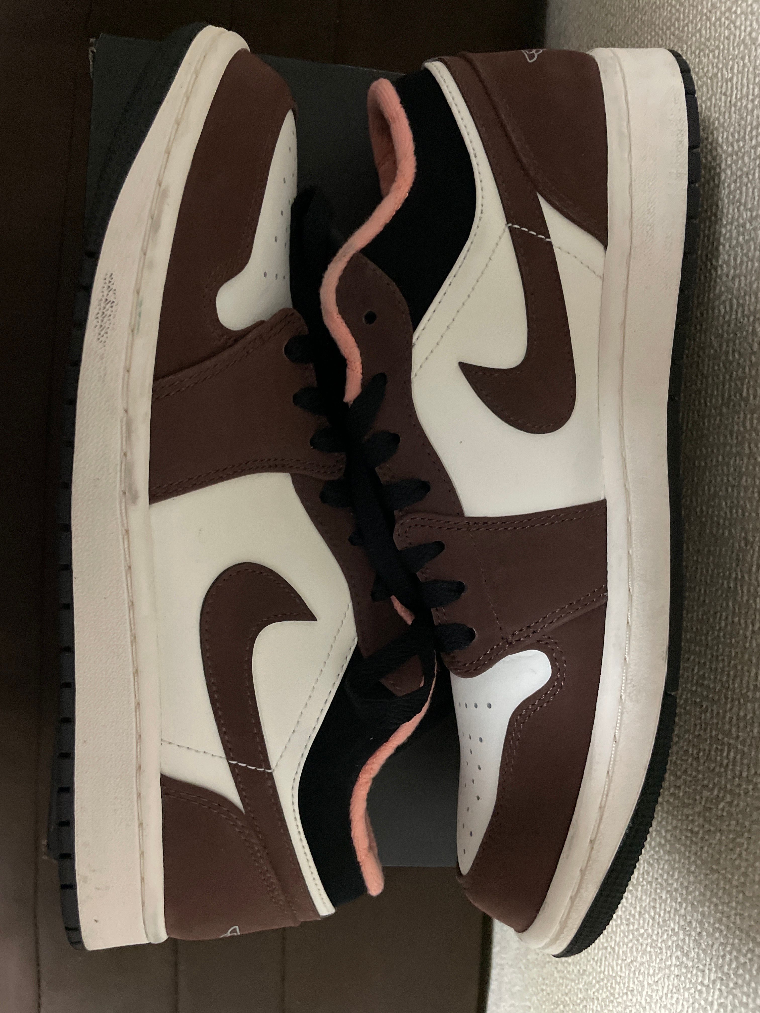 Nike Air Jordan 1 Low SE "Light Chocolate" / "Mocha Brown"
