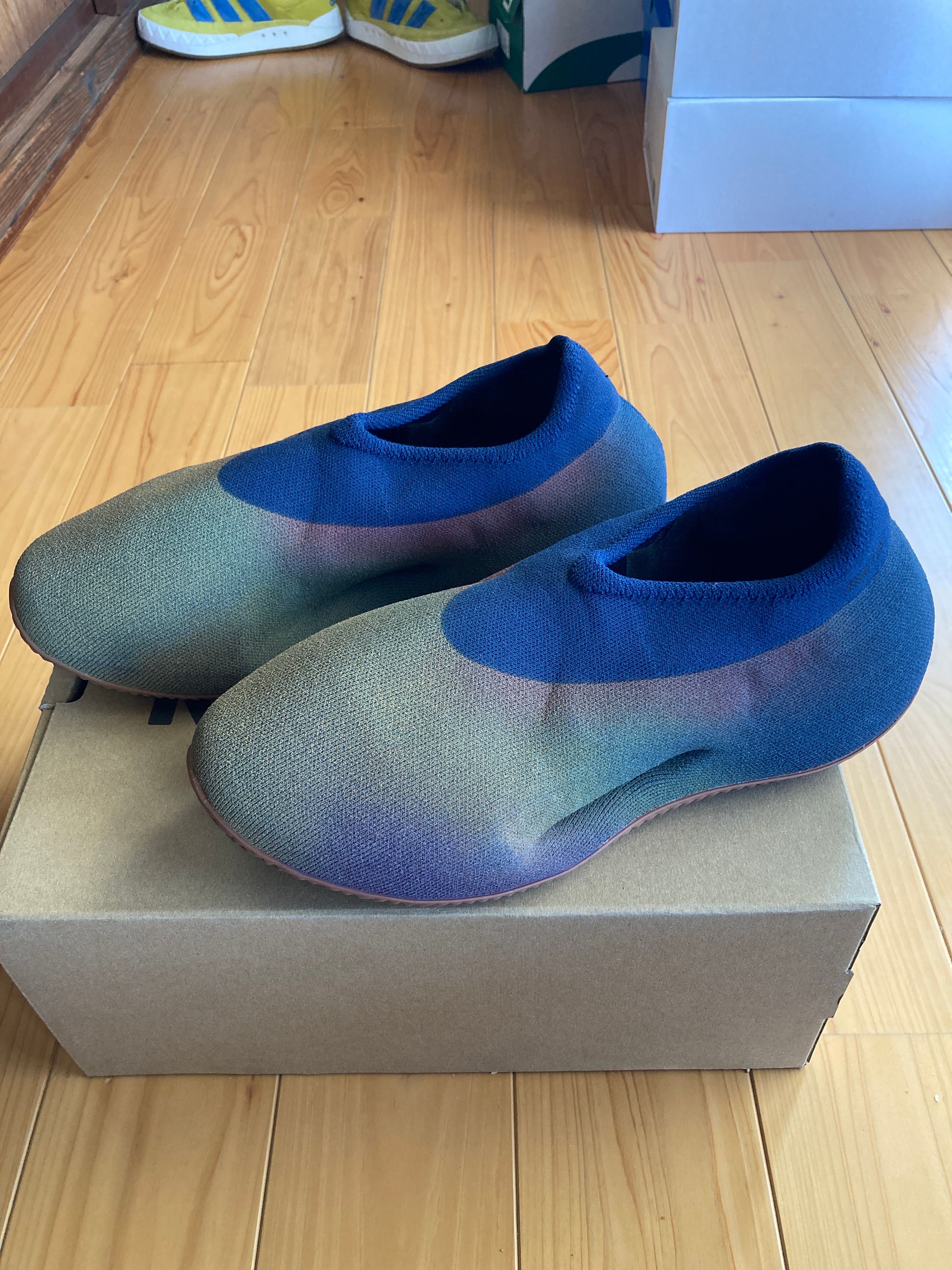 adidas YEEZY Knit Runner "Fade Indigo"