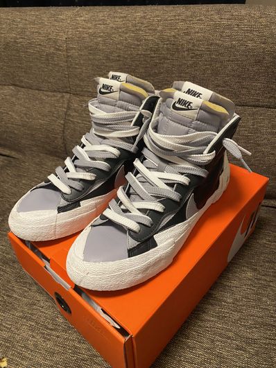 sacai × NIKE BLAZER MID "BLACK/WOLF GREY/WHITE"