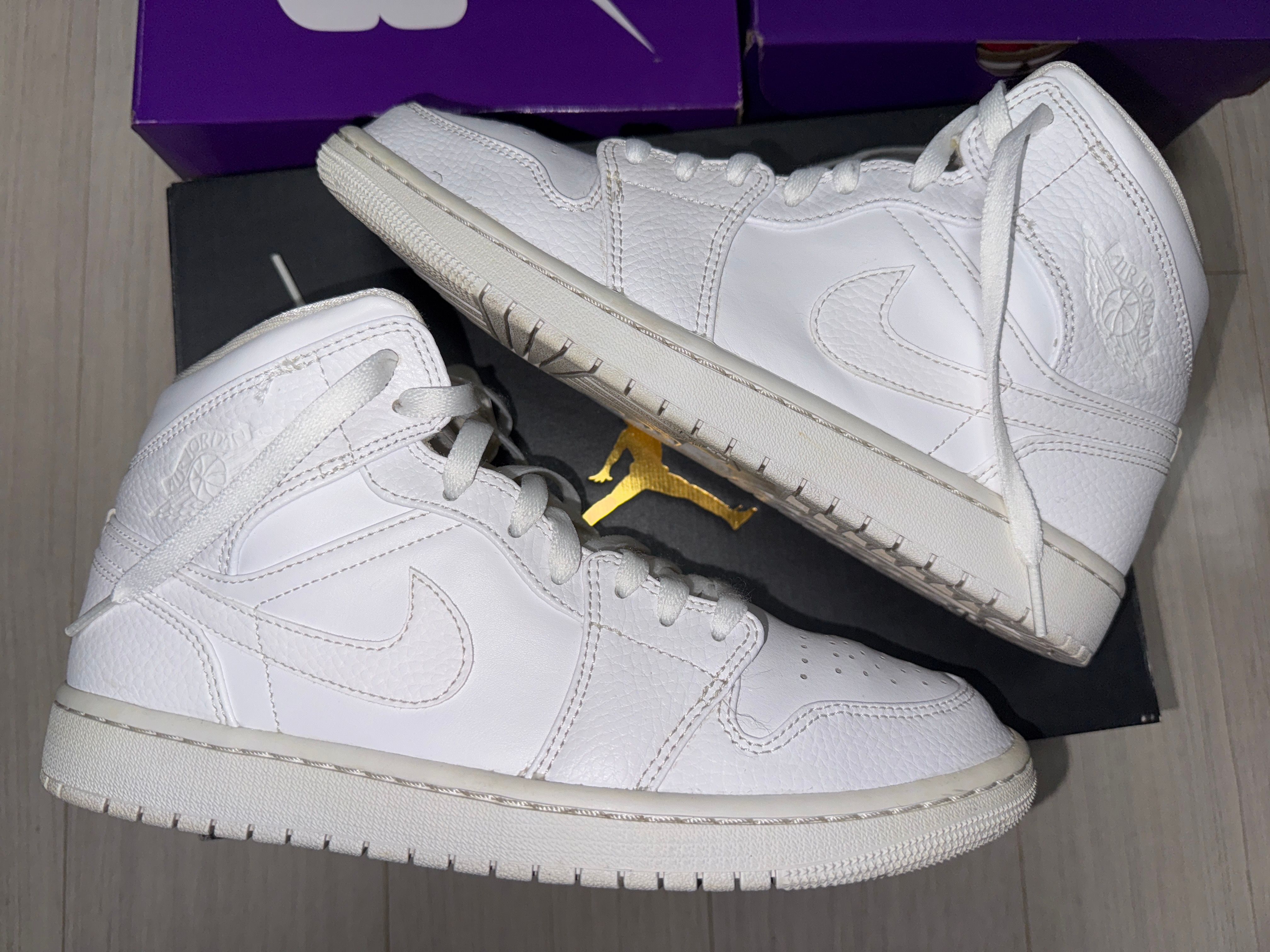 Nike Air Jordan 1 Mid "Triple White"(2020)