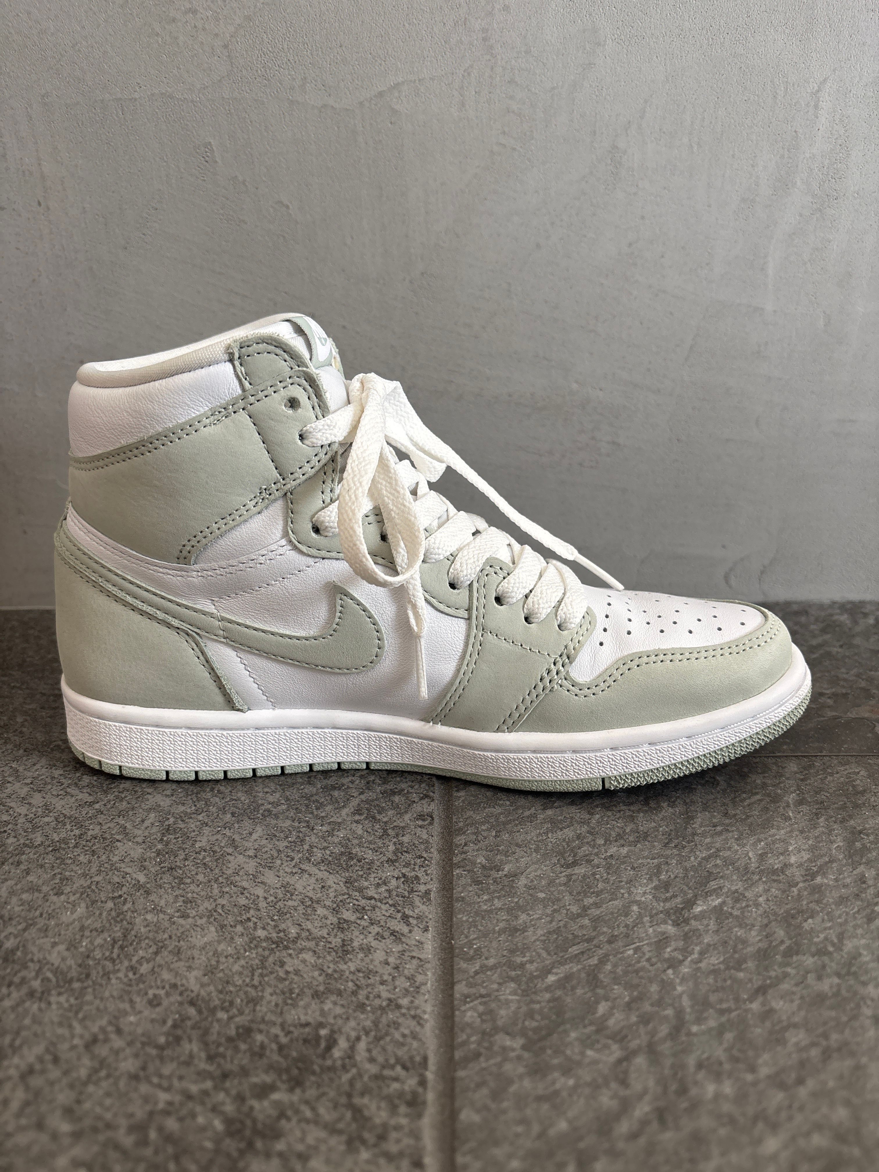 Nike Women's Air Jordan 1 High OG "Seafoam"