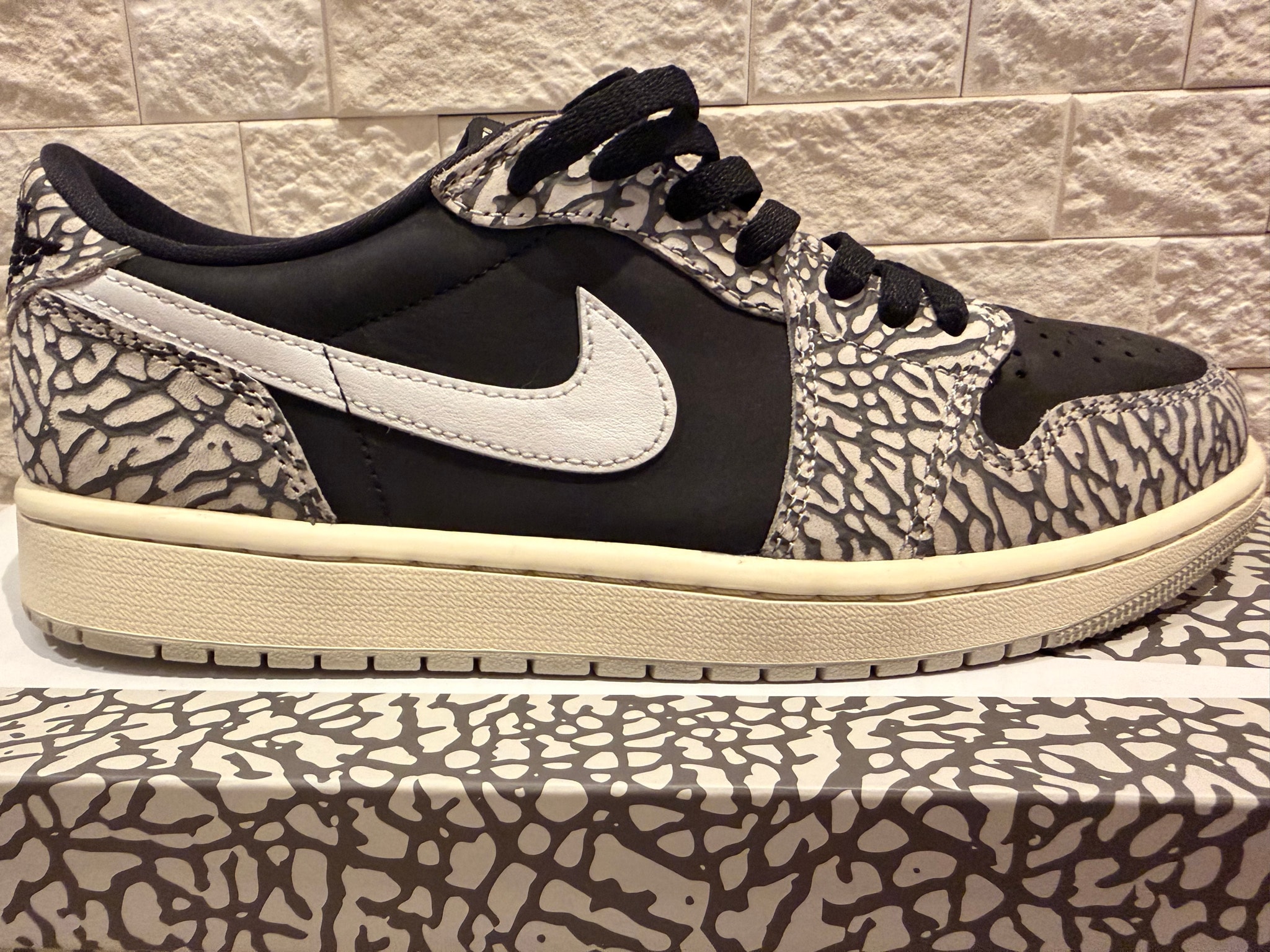 Nike Air Jordan 1 Retro Low OG "Black Cement"