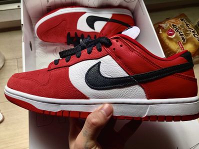 Nike SB Dunk Low Pro "J-Pack Chicago/Varsity Red and White"