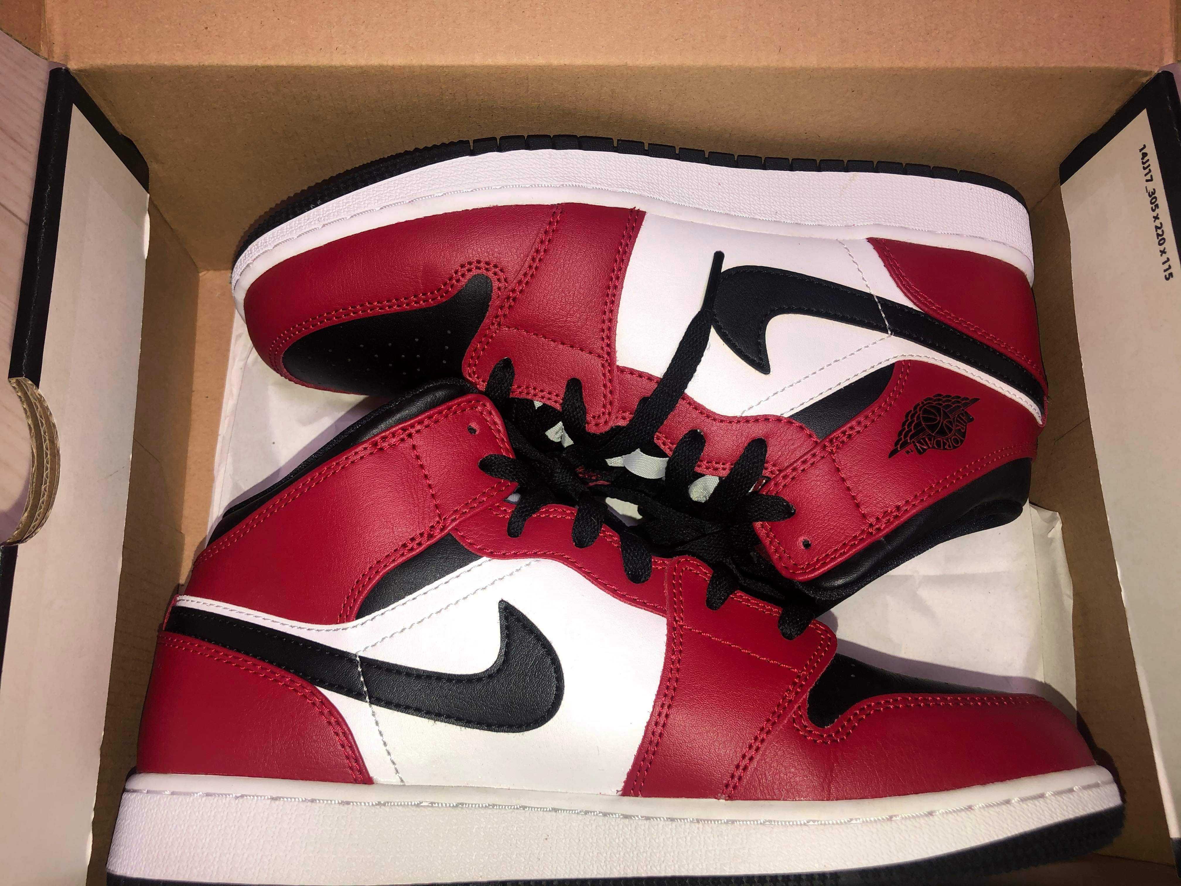 Nike GS Air Jordan 1 Mid "Black/Gym Red-White"