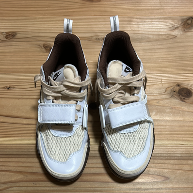 Travis Scott × Nike Zoom Field Jaxx "White and Light Chocolate"