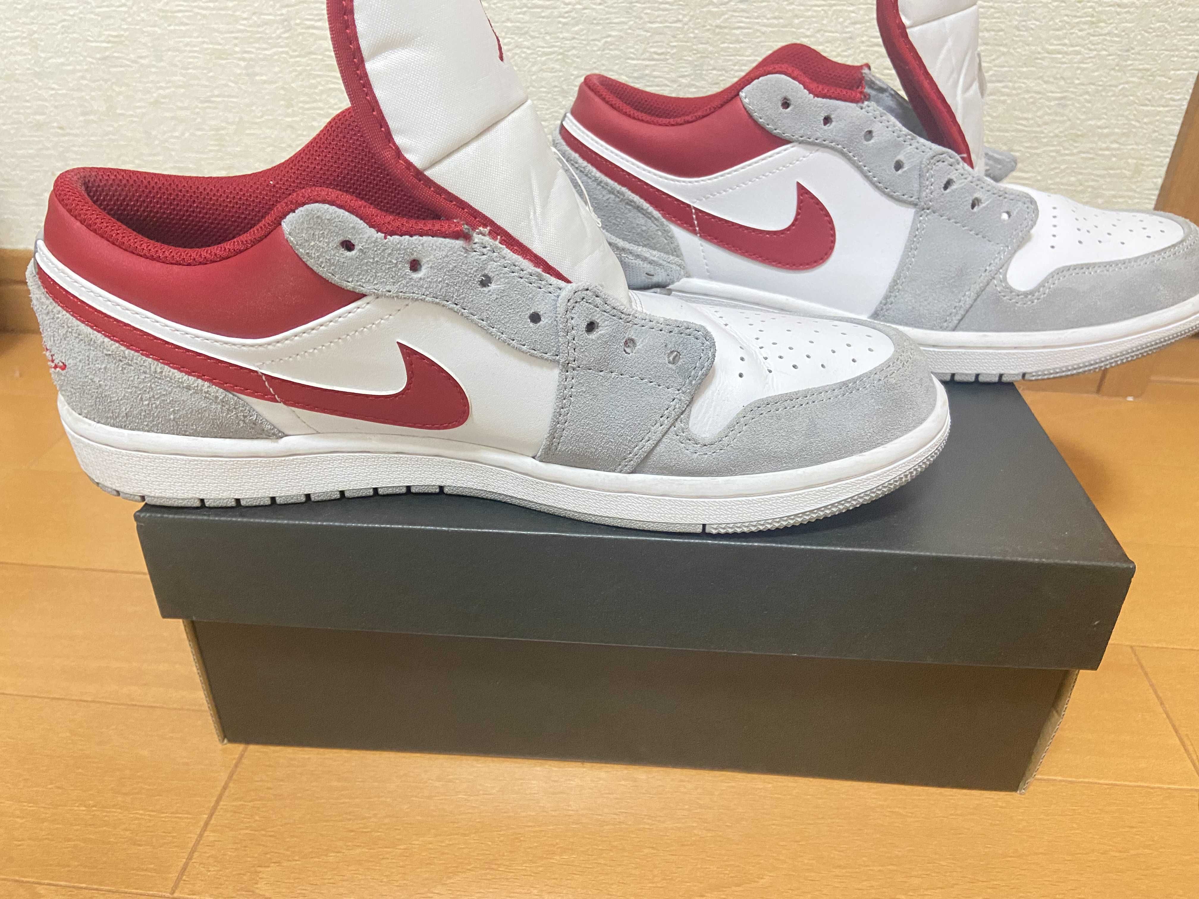 Nike Air Jordan 1 Low SE "White/Grey/Red"