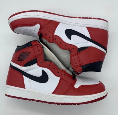 Nike Air Jordan 1 Retro High "Chicago" (2015)