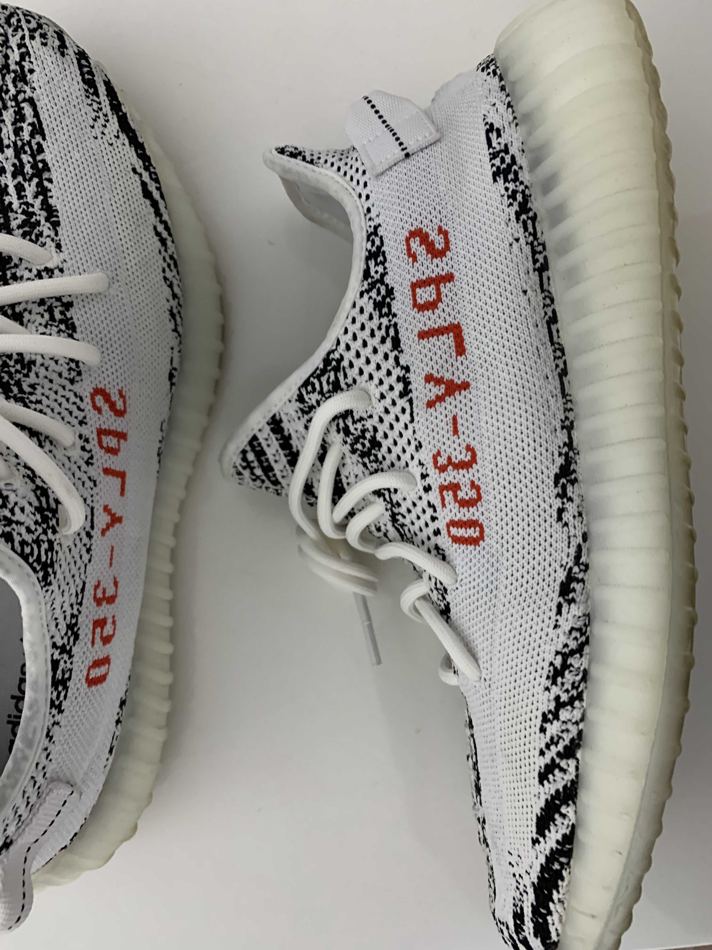 adidas YEEZY Boost 350 V2 "Zebra"