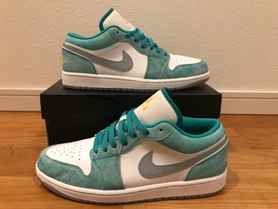 Nike Air Jordan 1 Low SE "New Emerald"
