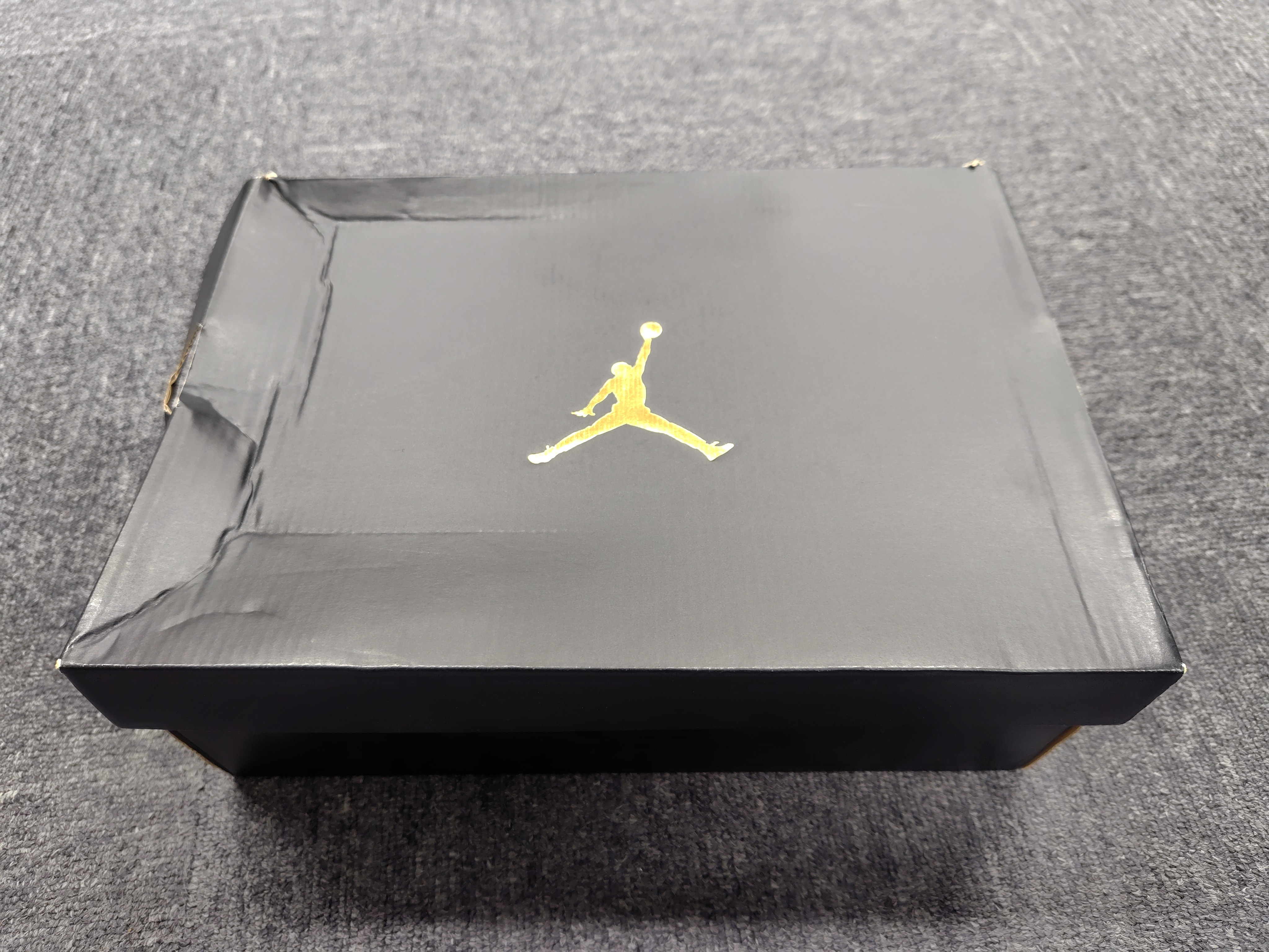 Nike Air Jordan 1 Retro Mid "New Love" (2017)