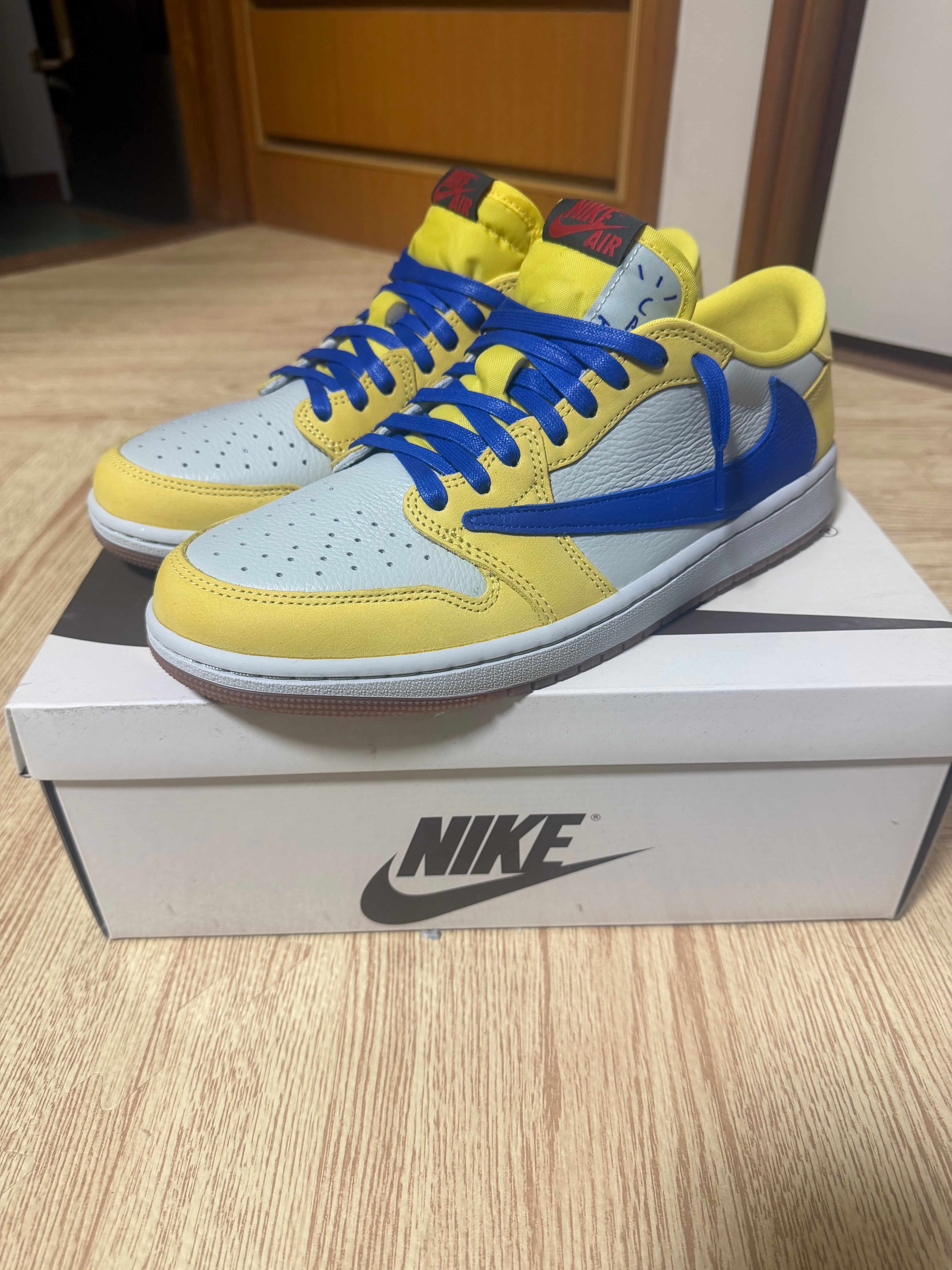 Travis Scott × Nike Women's Air Jordan 1 Retro Low OG "Canary"