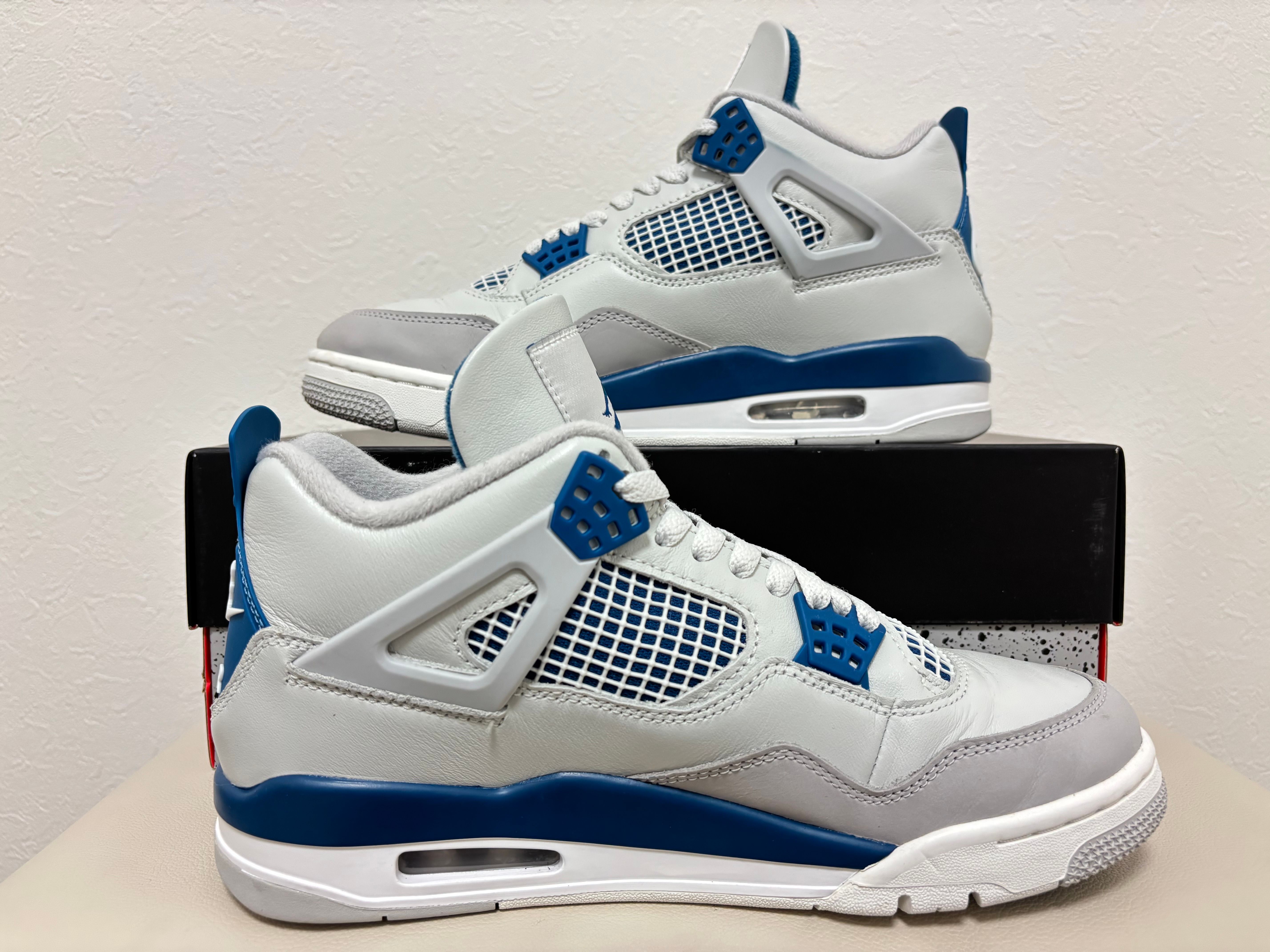 Nike Air Jordan 4 Retro "Industrial Blue"