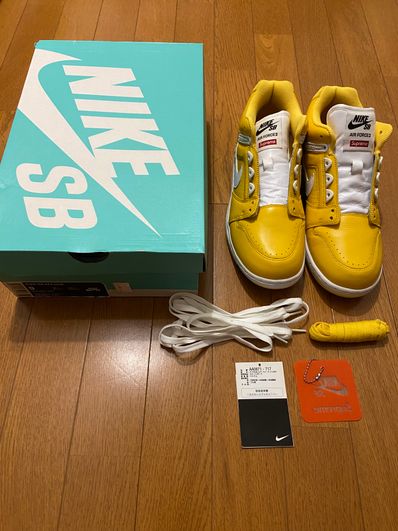 Supreme × Nike SB Air Force 2 "Varsity Maize"